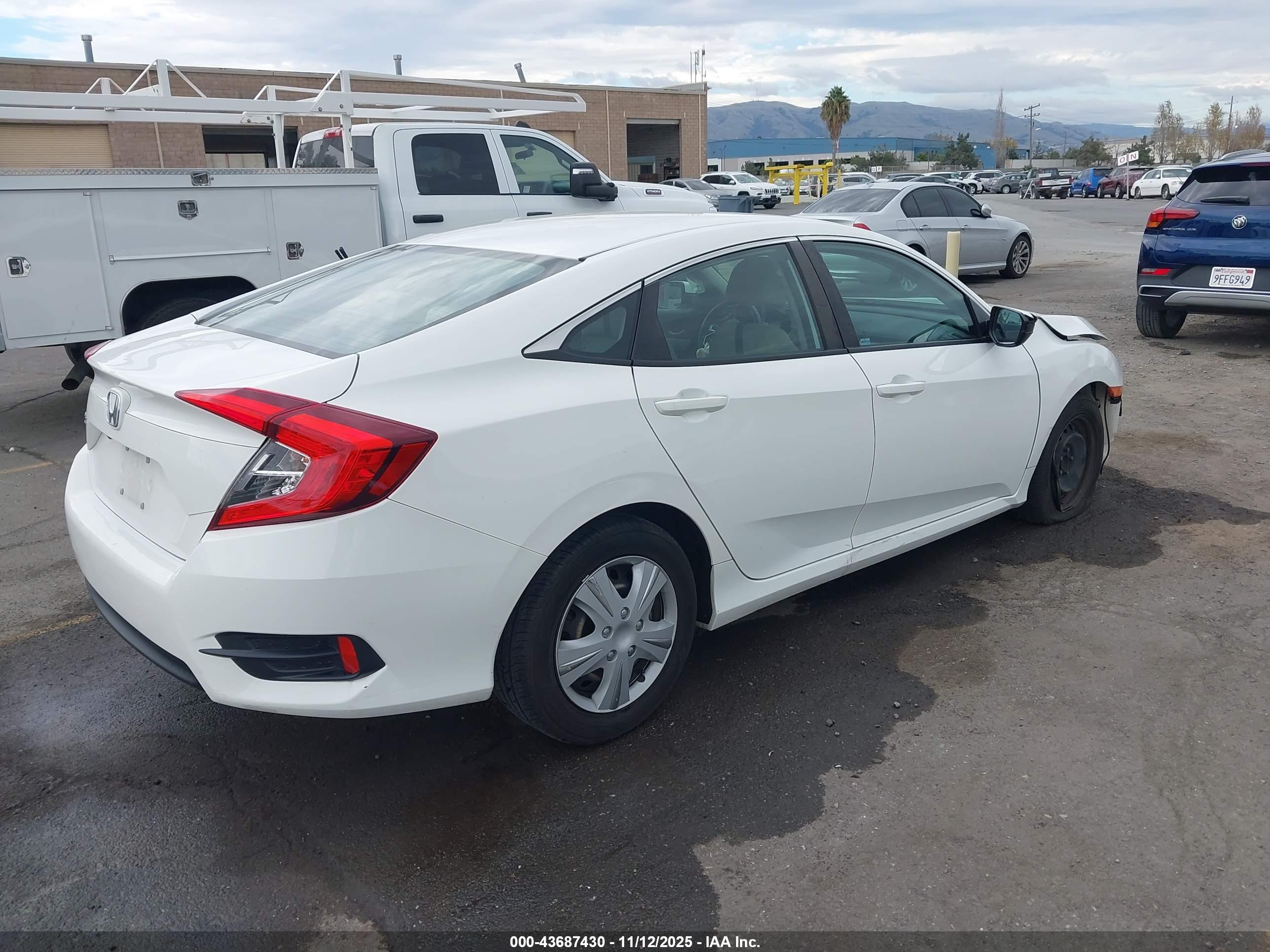 HONDA CIVIC image 4