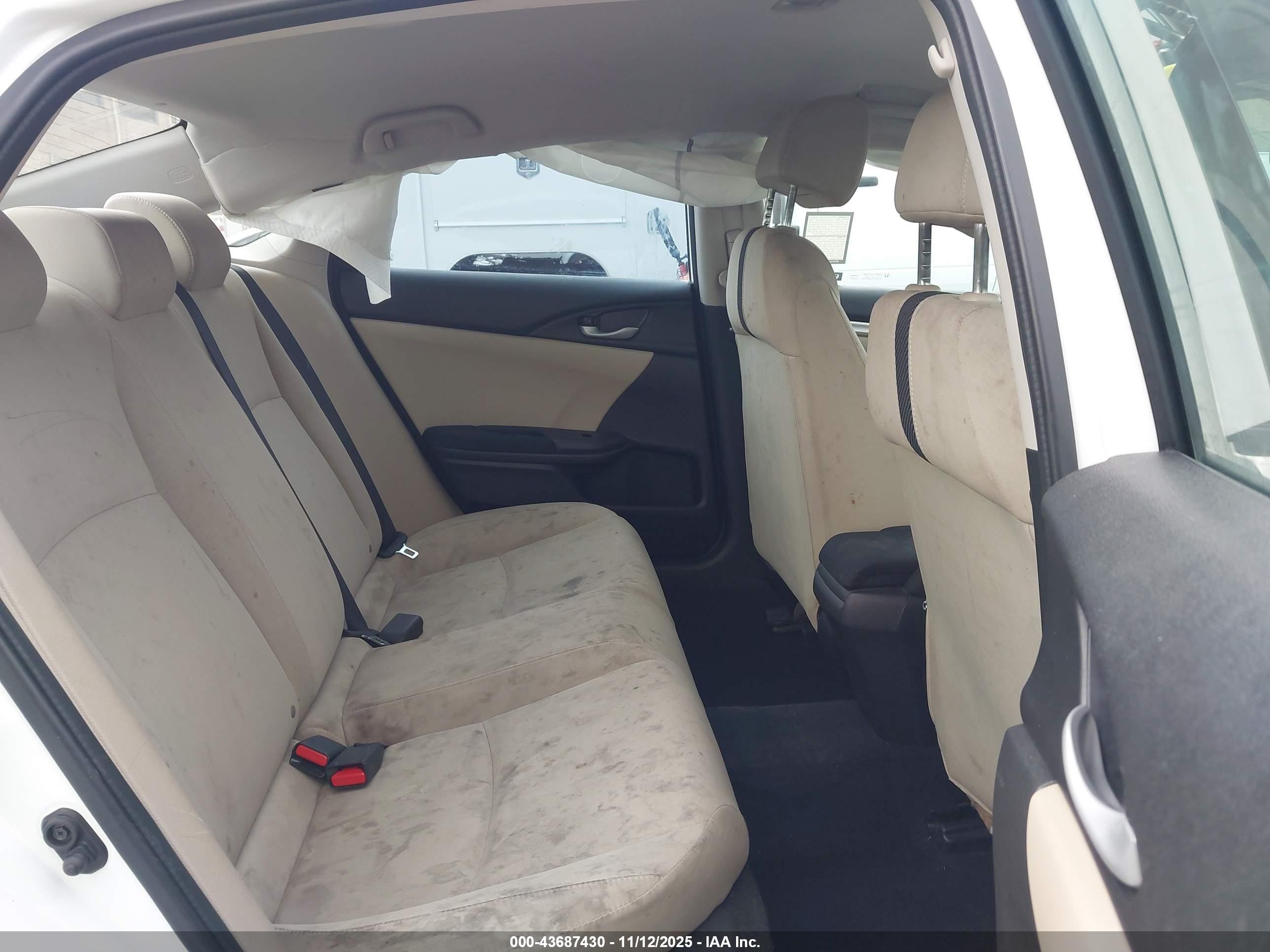 HONDA CIVIC image 8