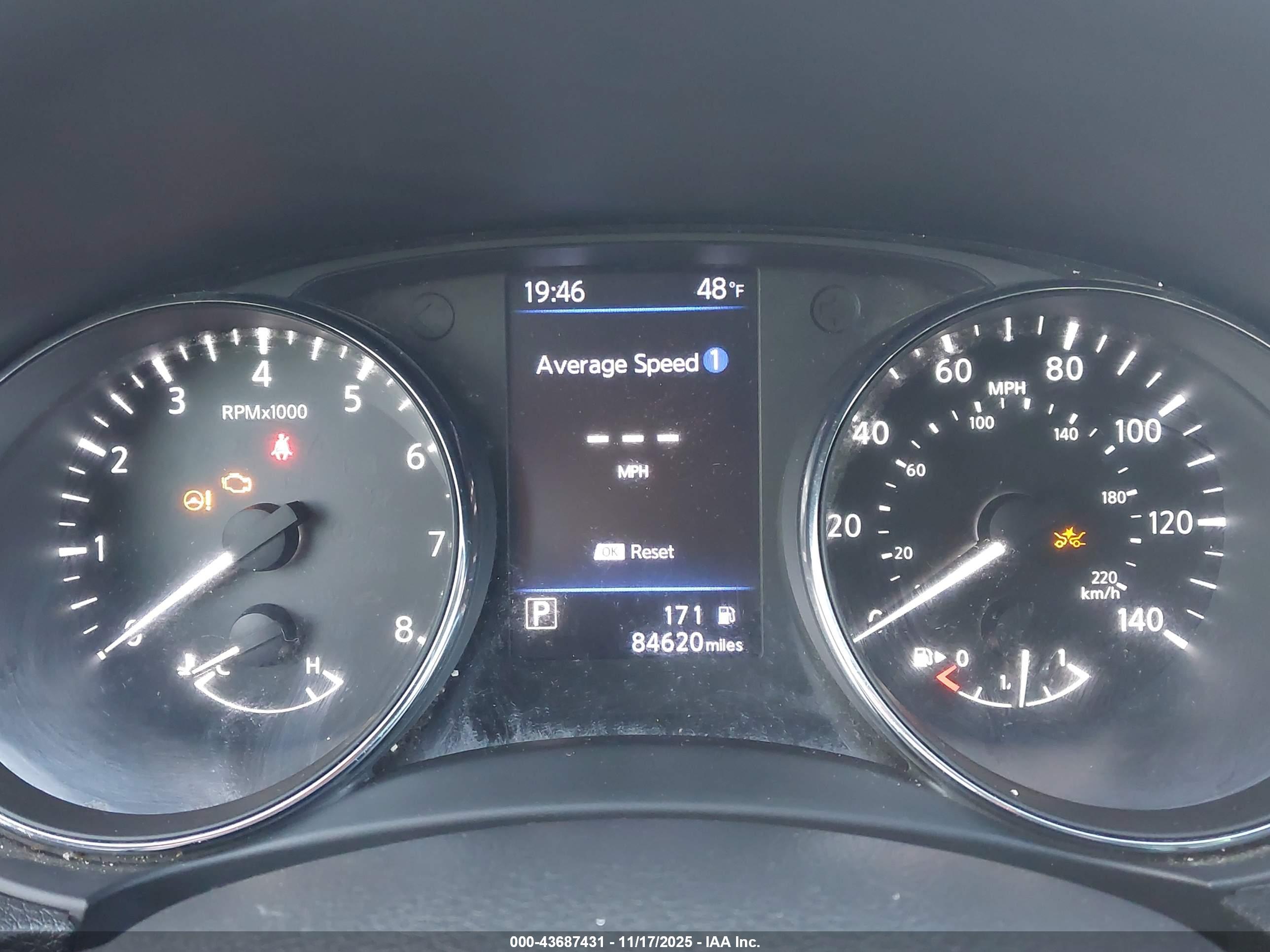 NISSAN ROGUE image 7