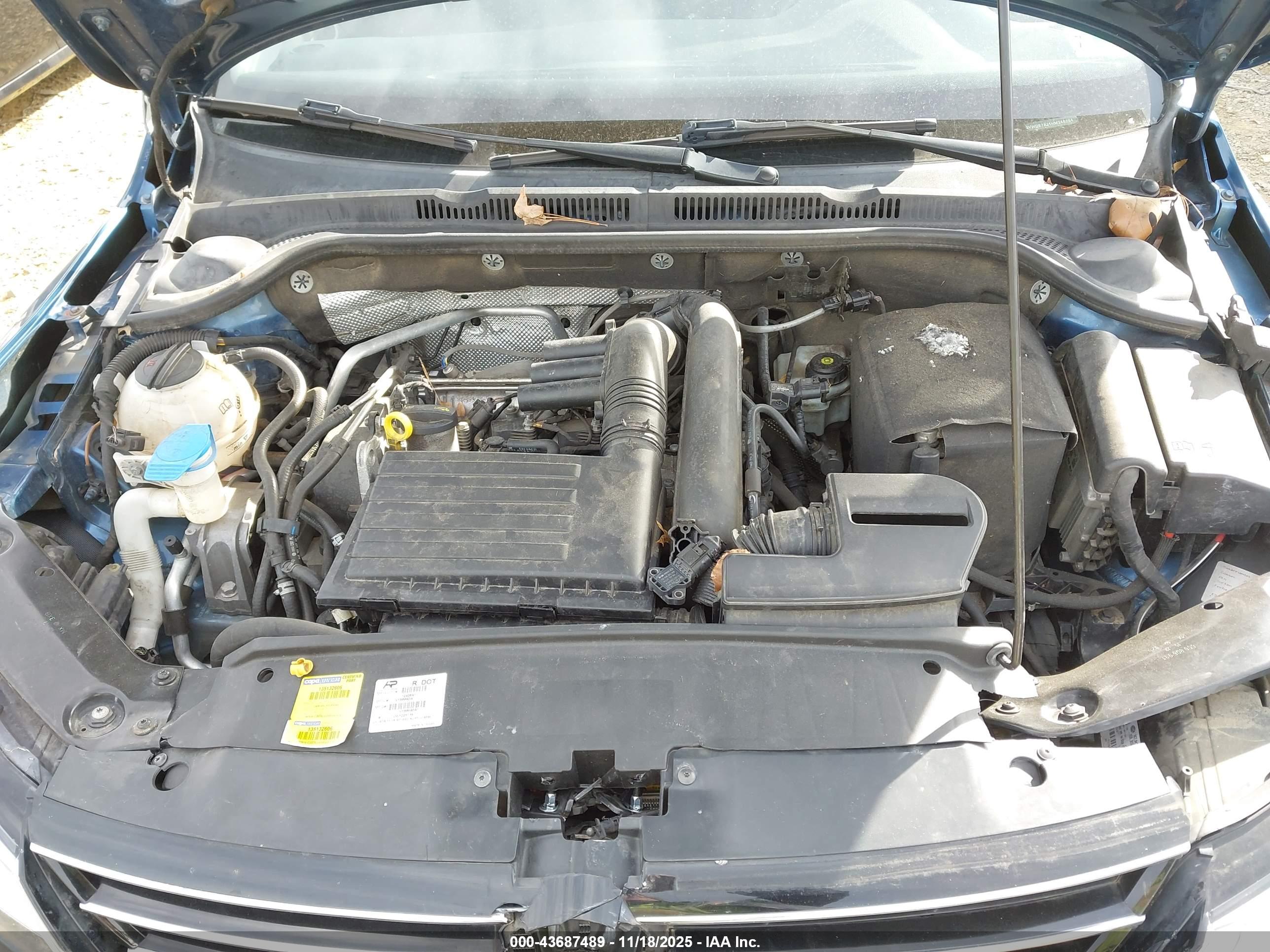 VOLKSWAGEN JETTA image 10