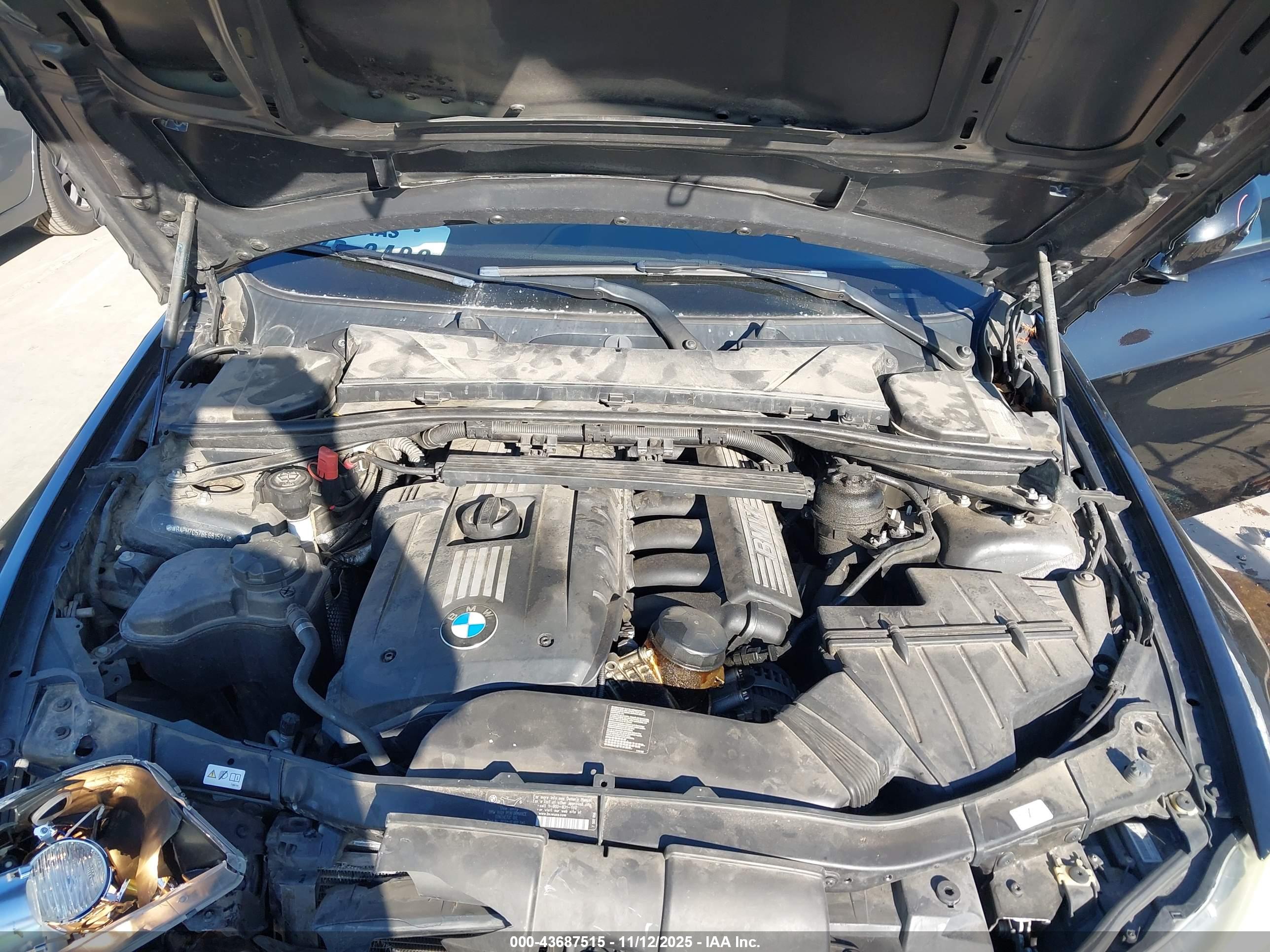BMW 328I image 10
