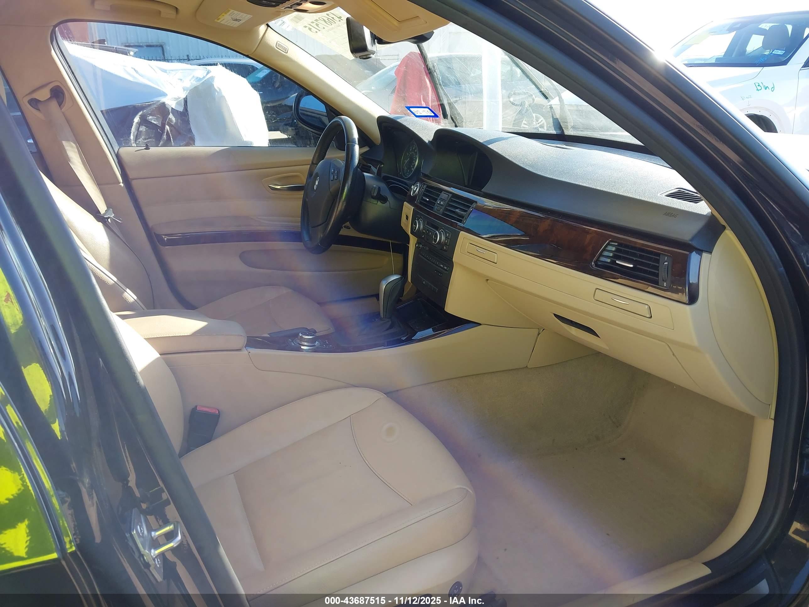 BMW 328I image 5
