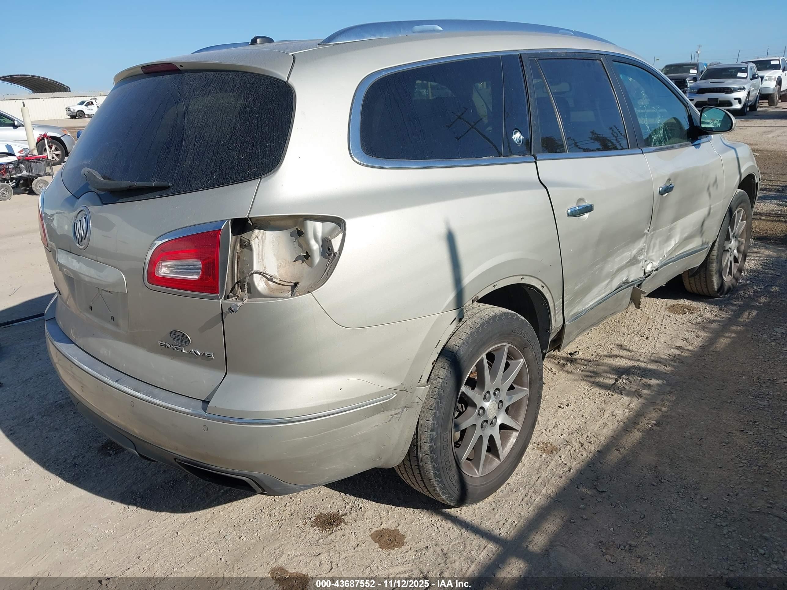 BUICK ENCLAVE image 4