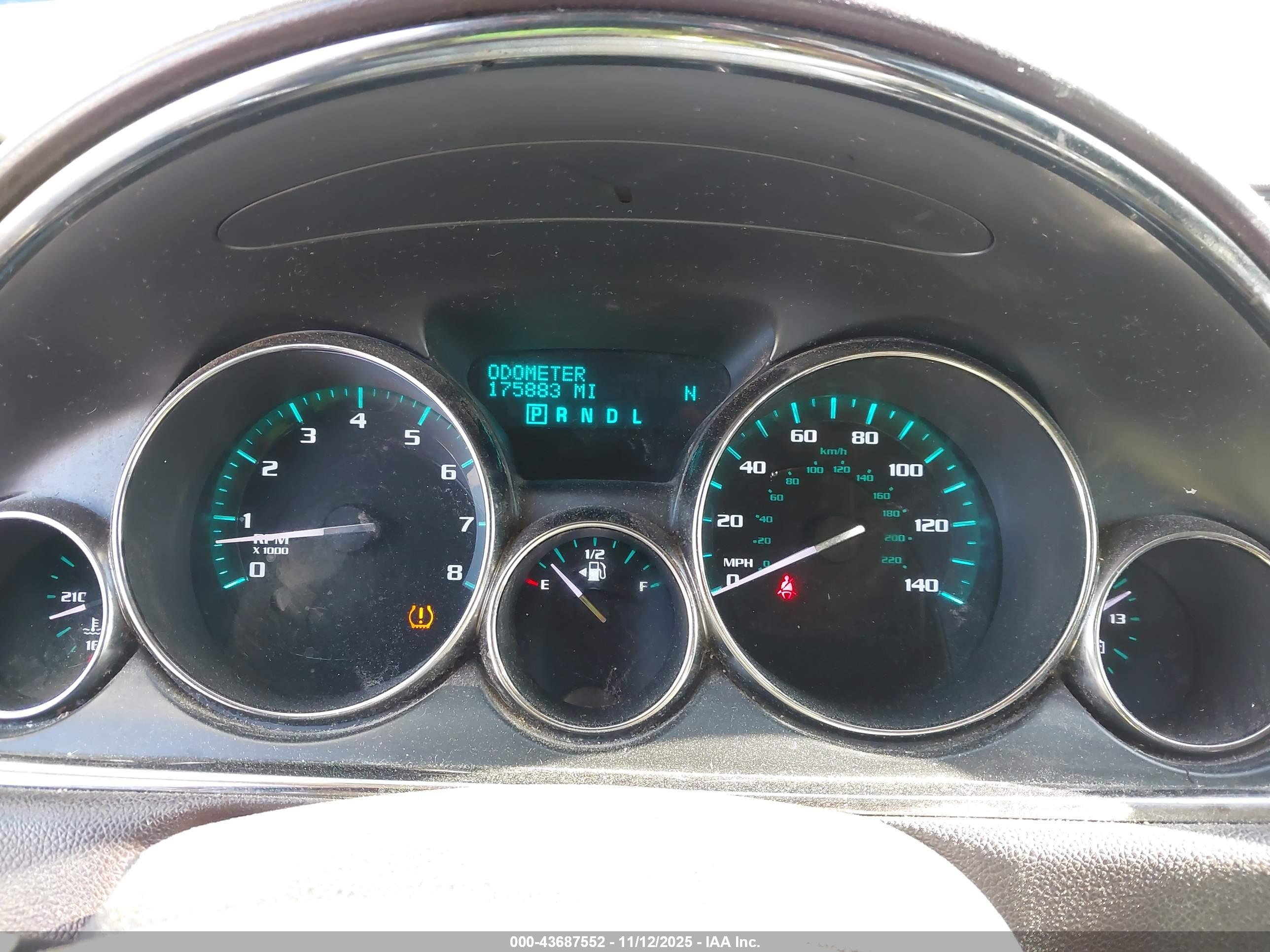BUICK ENCLAVE image 7