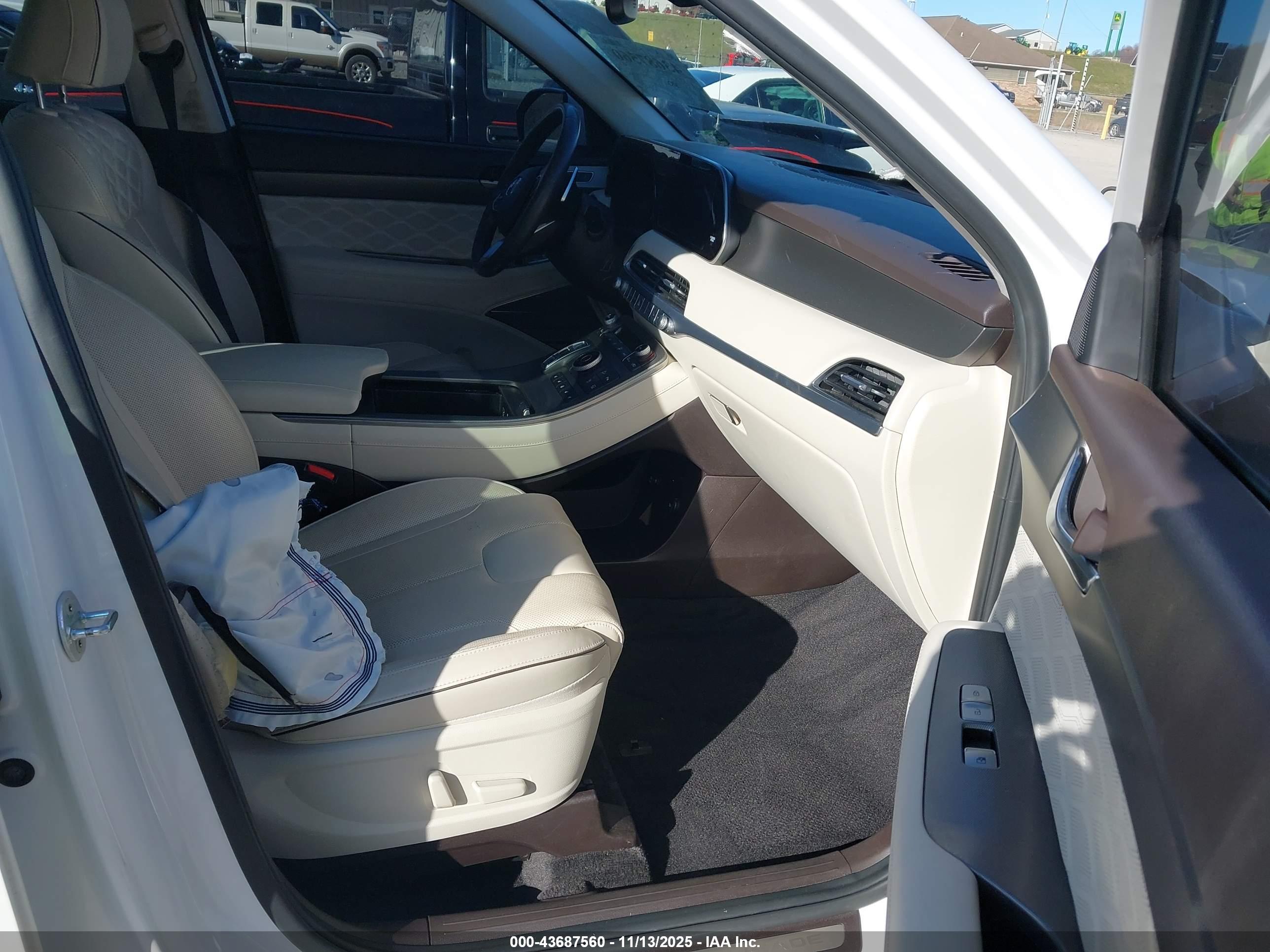 HYUNDAI PALISADE image 5