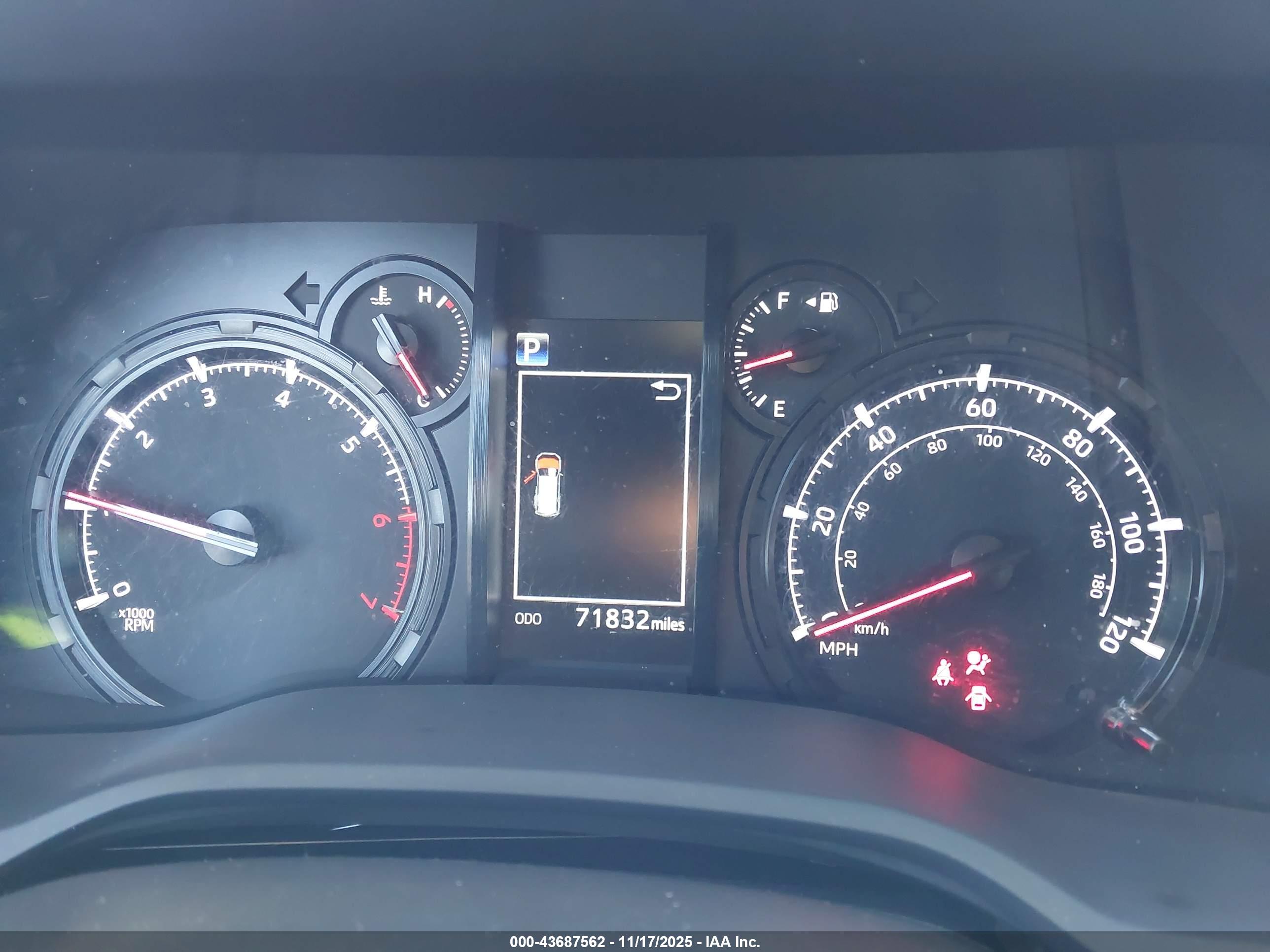TOYOTA 4RUNNER image 7