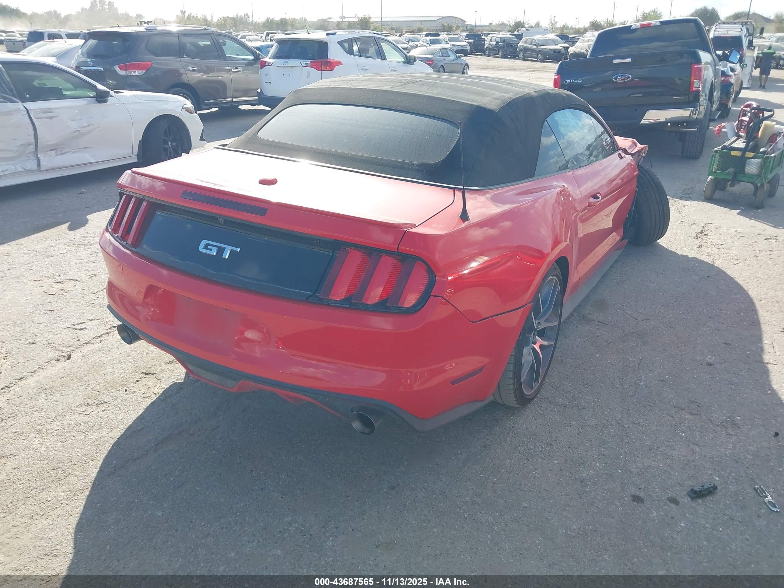 FORD MUSTANG image 4