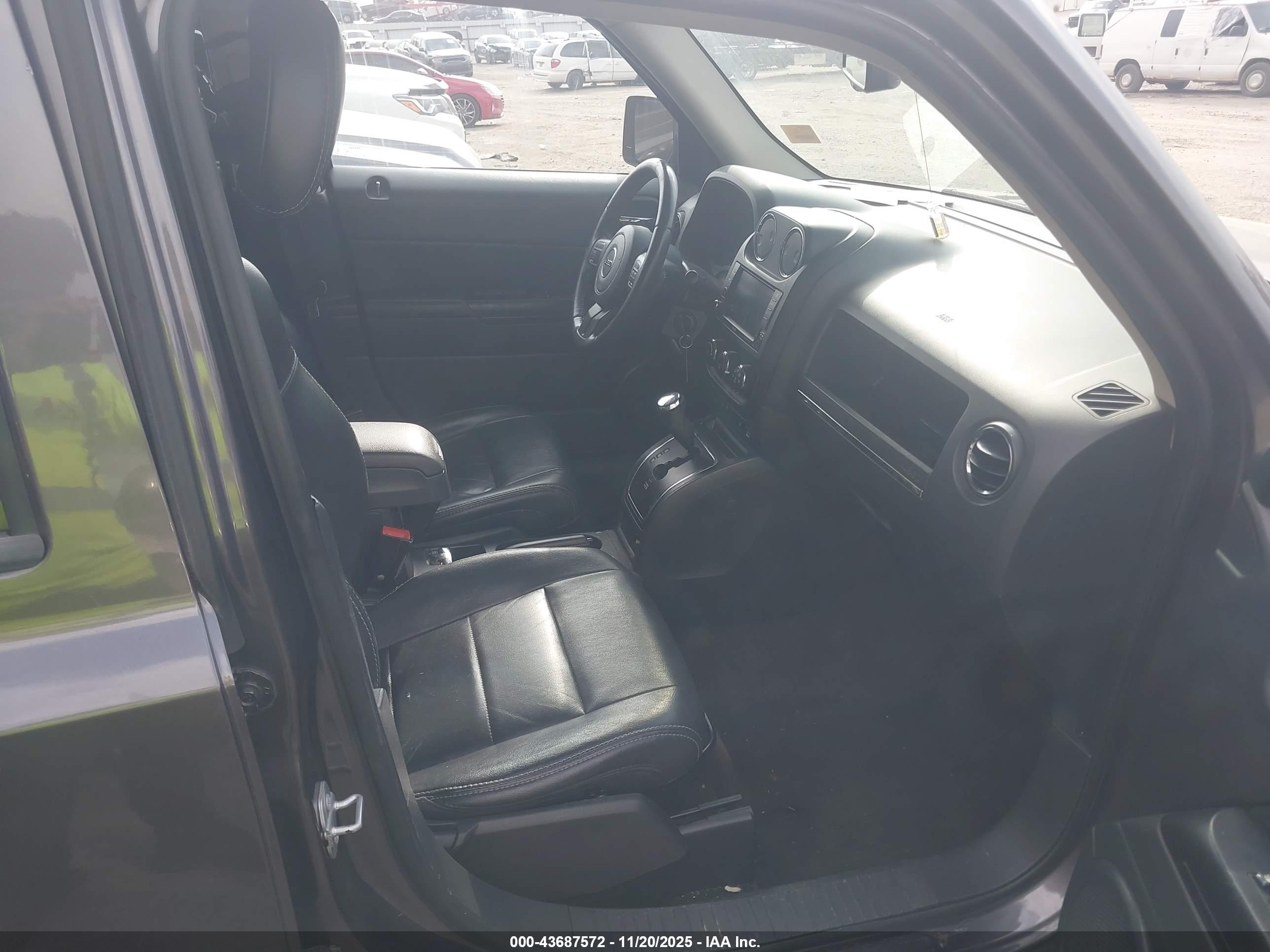 JEEP PATRIOT image 5