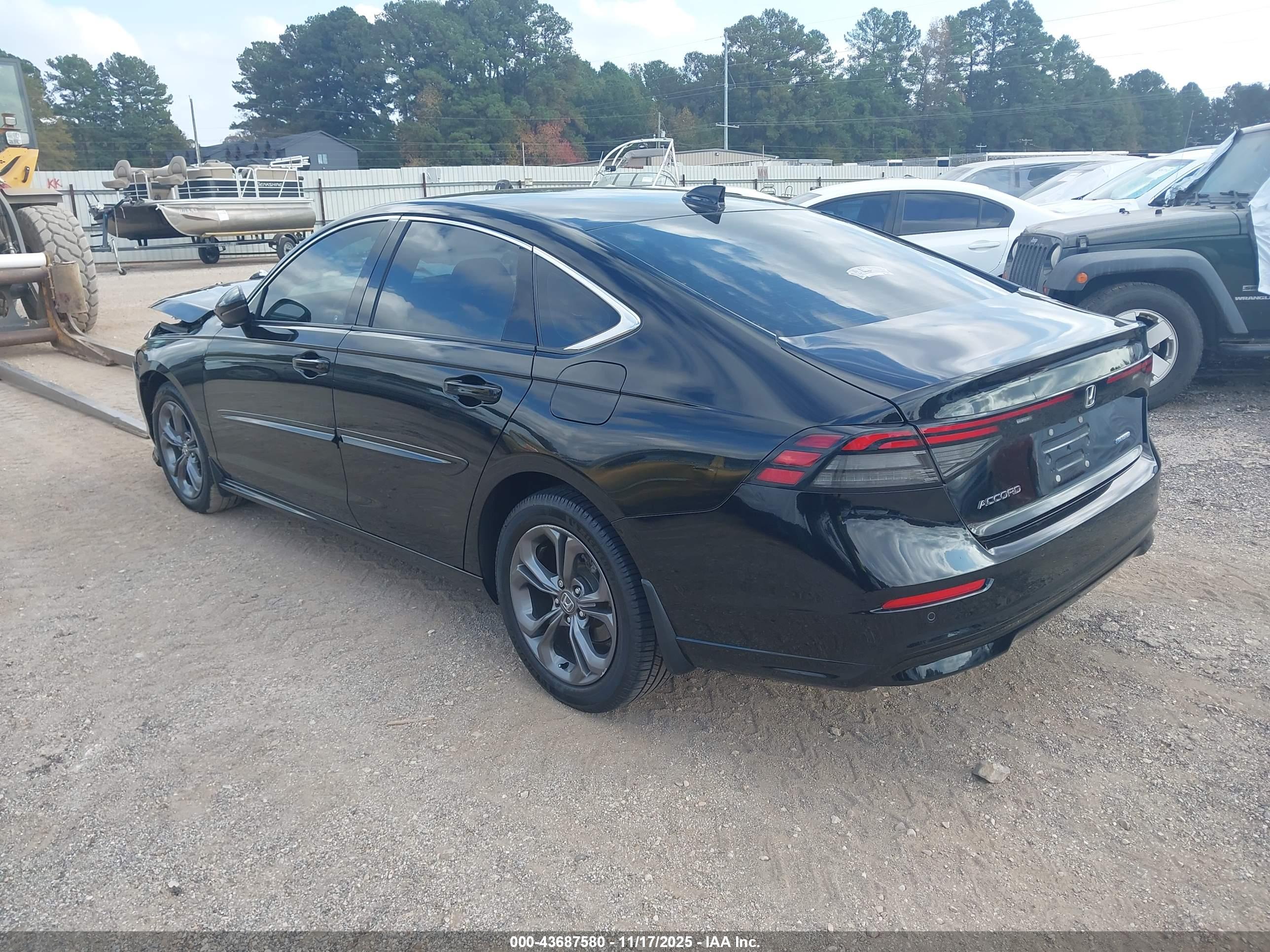 HONDA ACCORD image 3