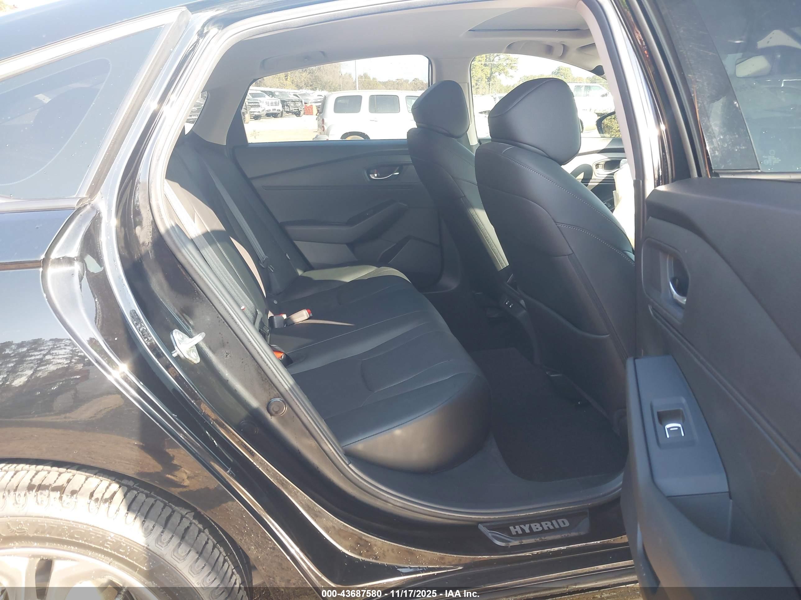 HONDA ACCORD image 8