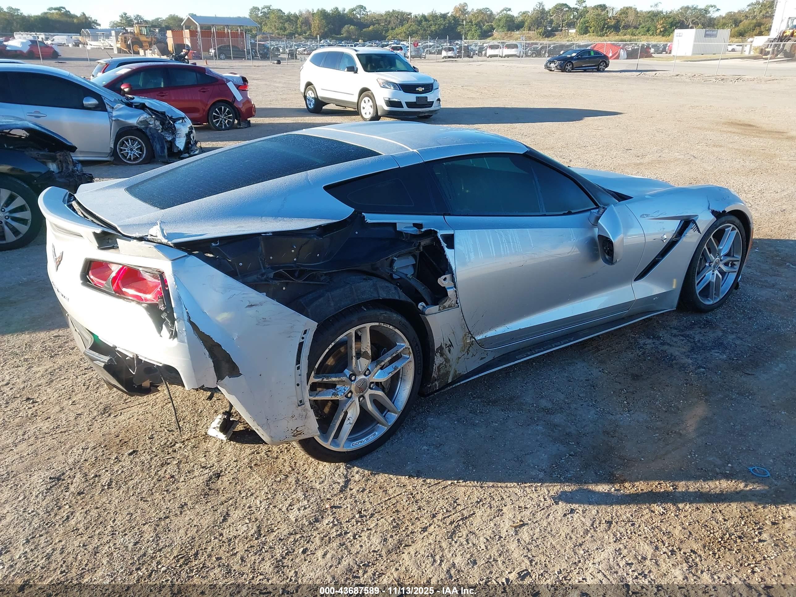CHEVROLET CORVETTE image 4