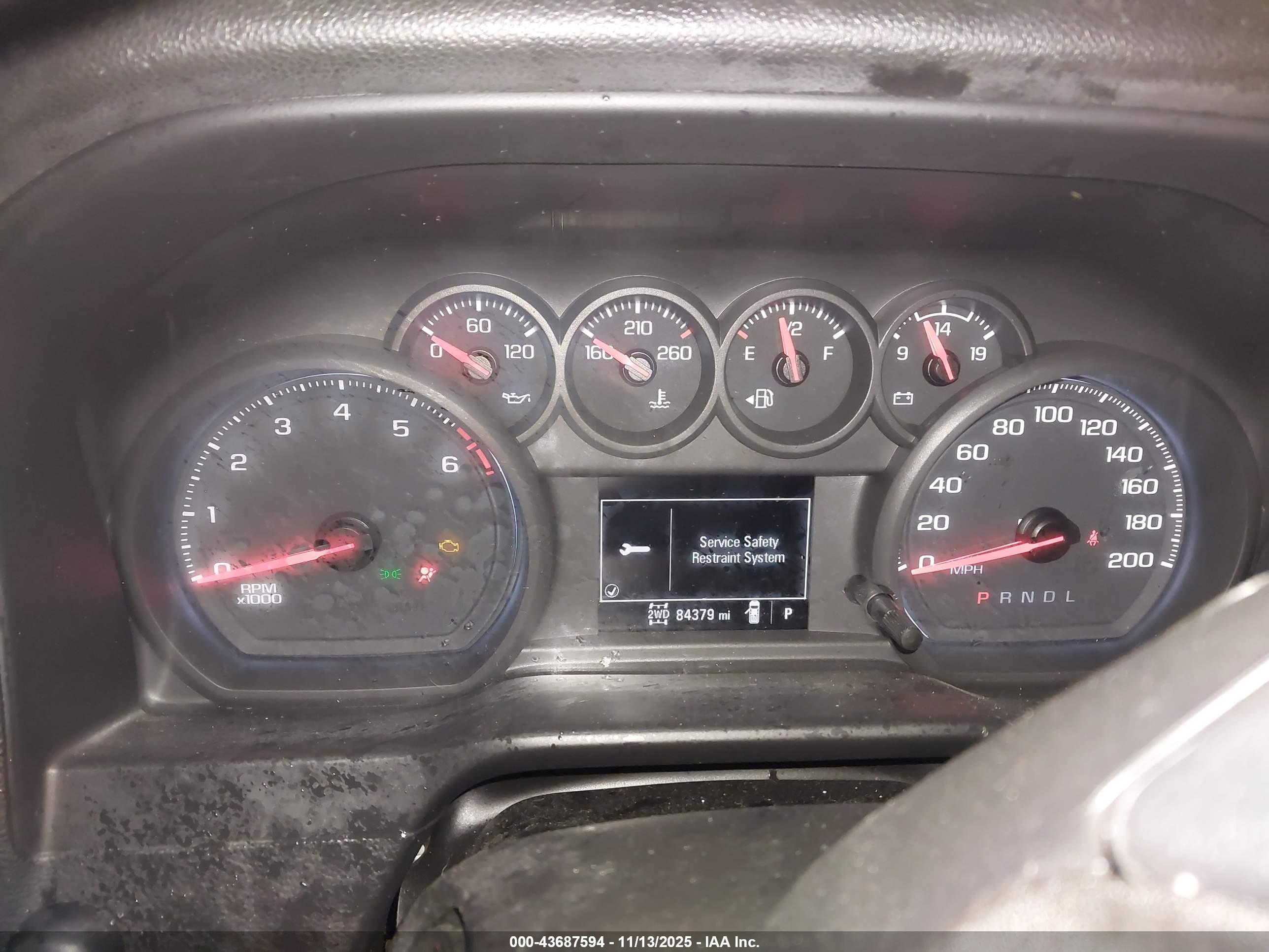 CHEVROLET SILVERADO image 7