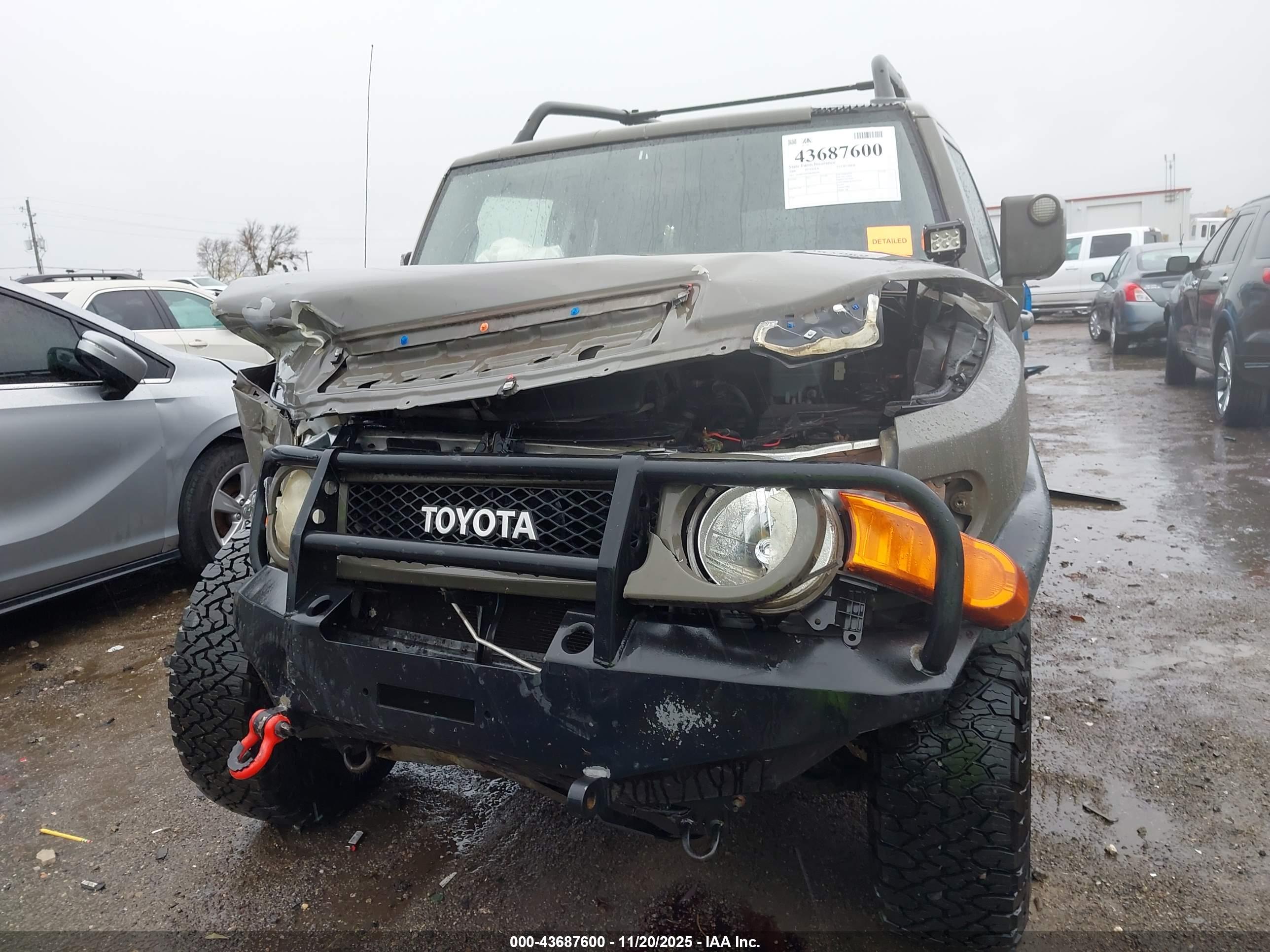 TOYOTA FJ image 6