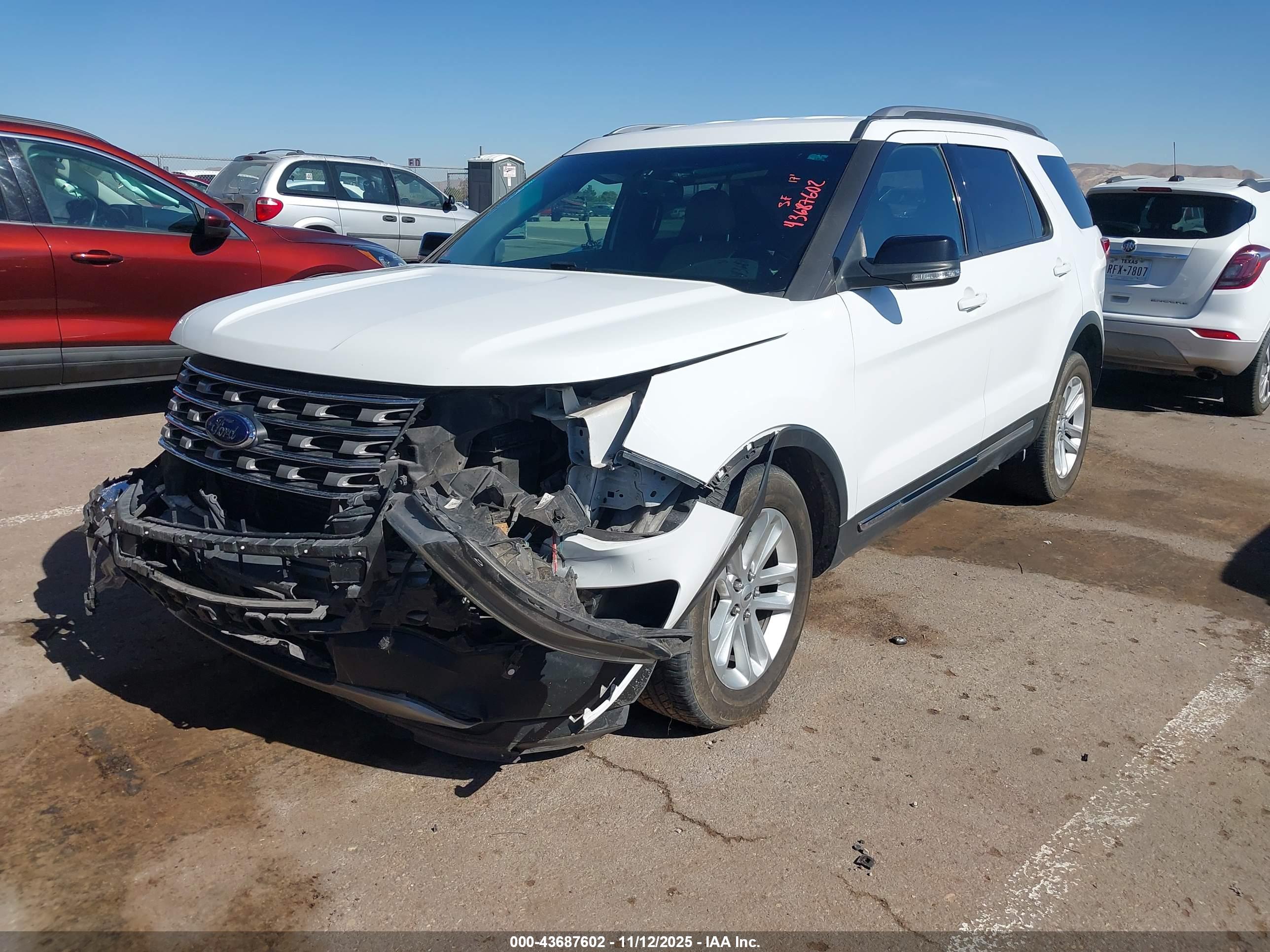 FORD EXPLORER image 2