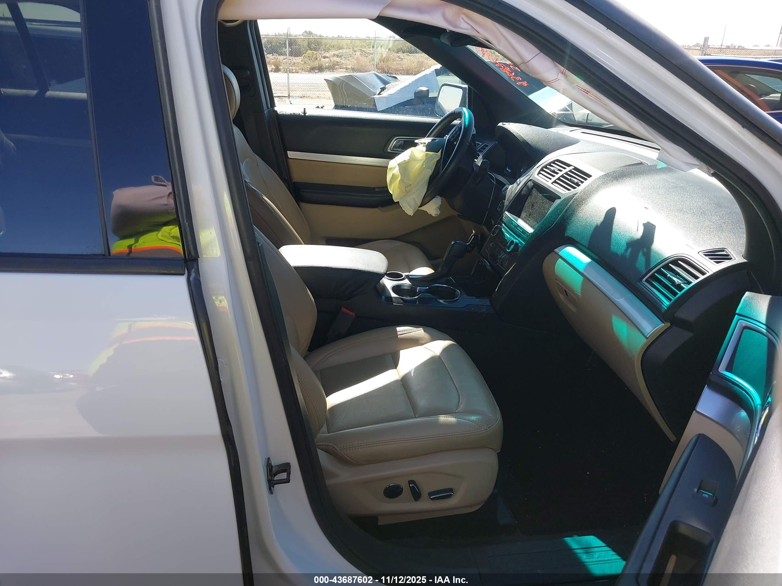 FORD EXPLORER image 5