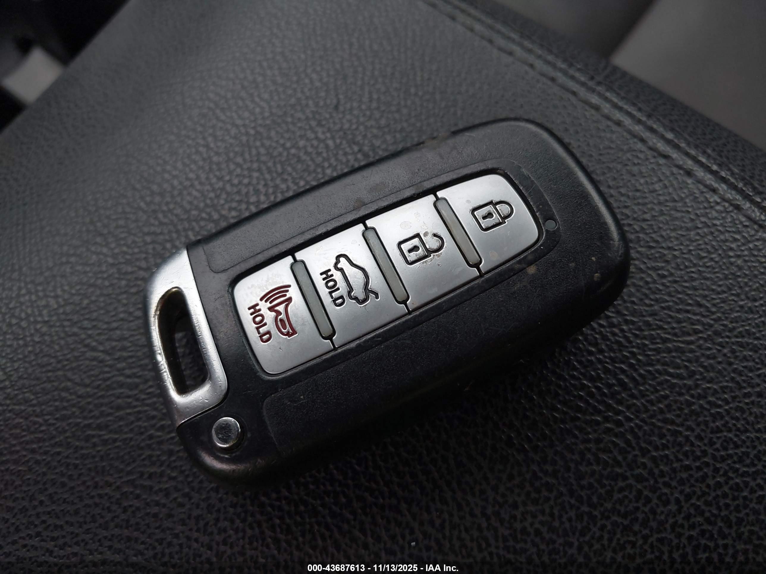 HYUNDAI SONATA image 11