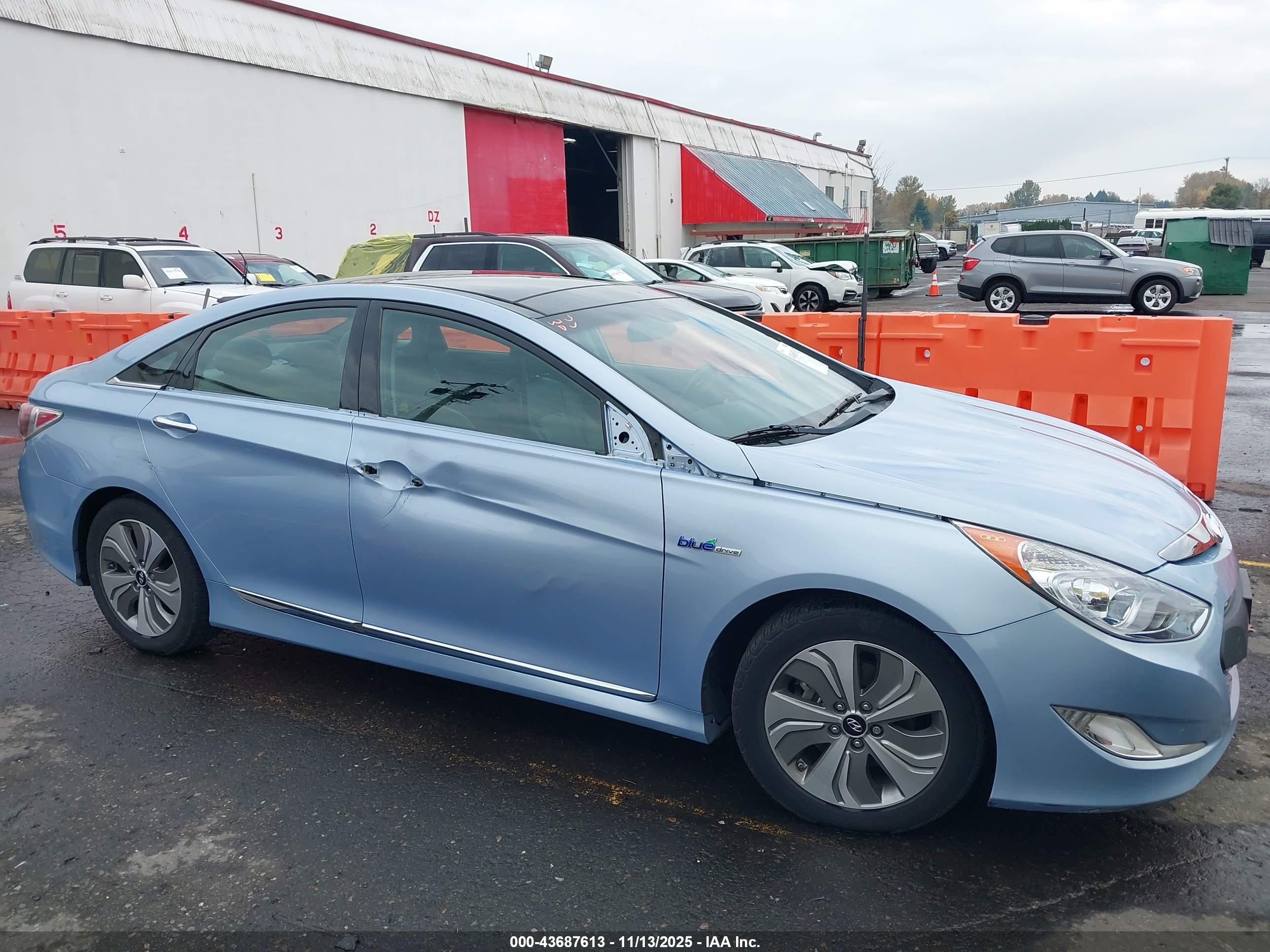 HYUNDAI SONATA image 6