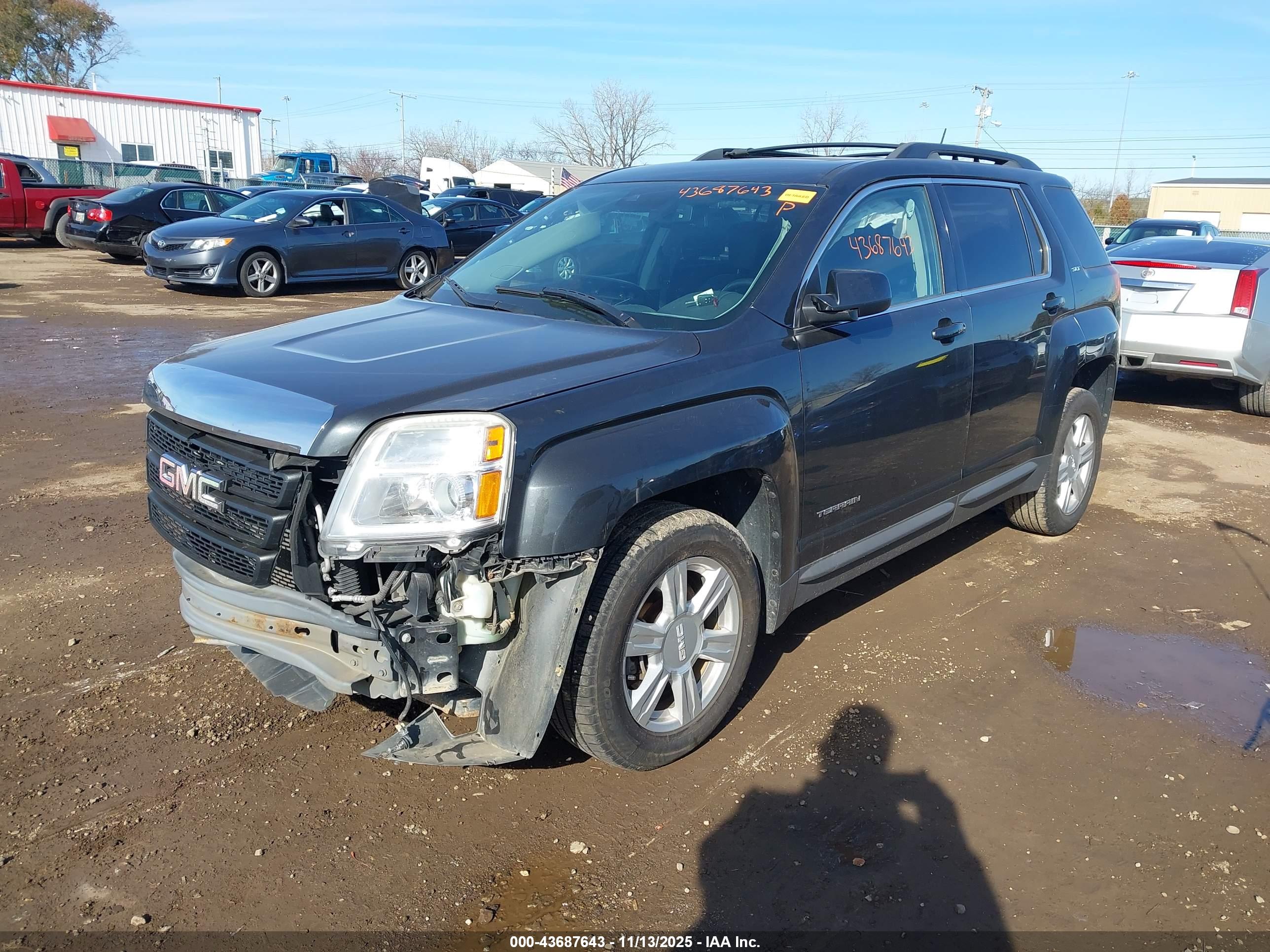 GMC TERRAIN image 2