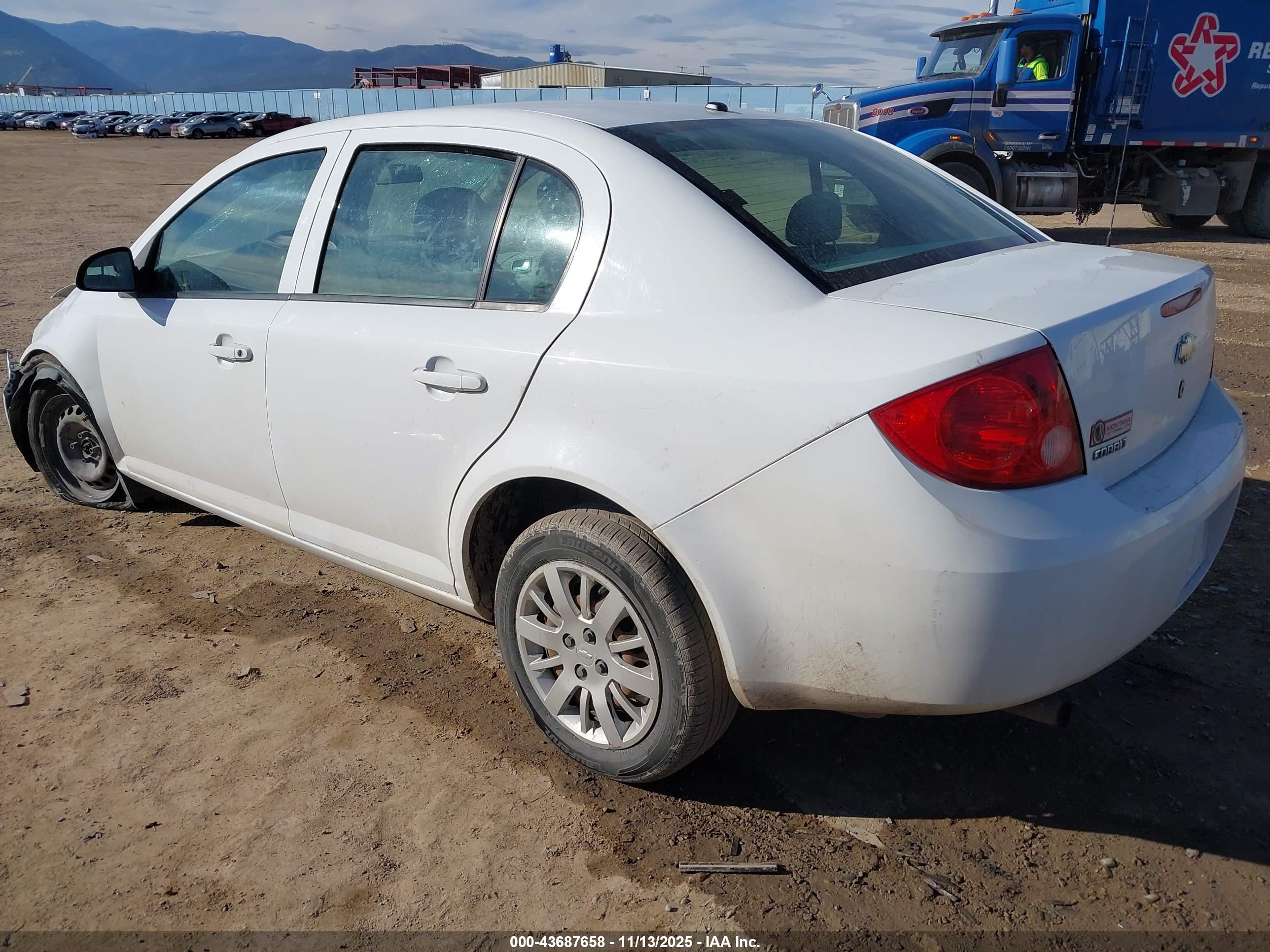 CHEVROLET COBALT image 3