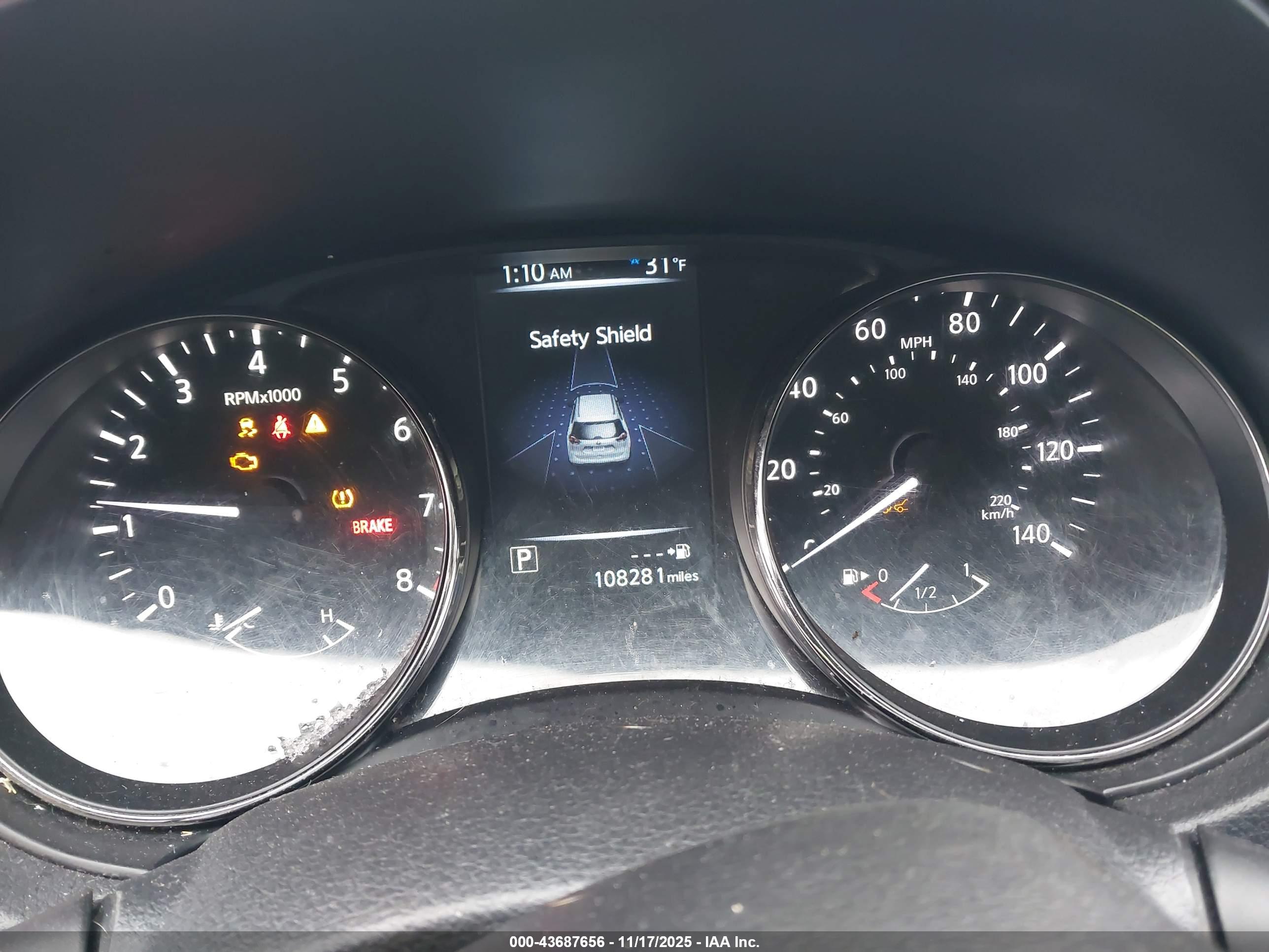 NISSAN ROGUE image 7