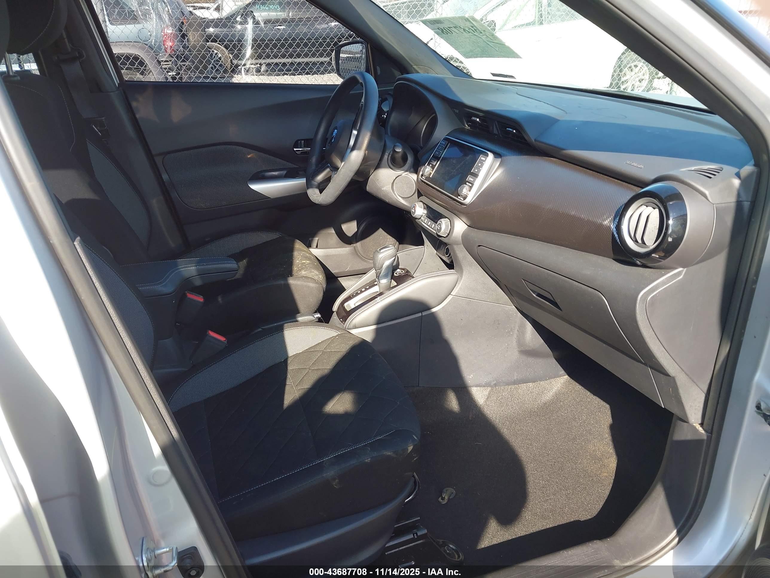 NISSAN KICKS image 5