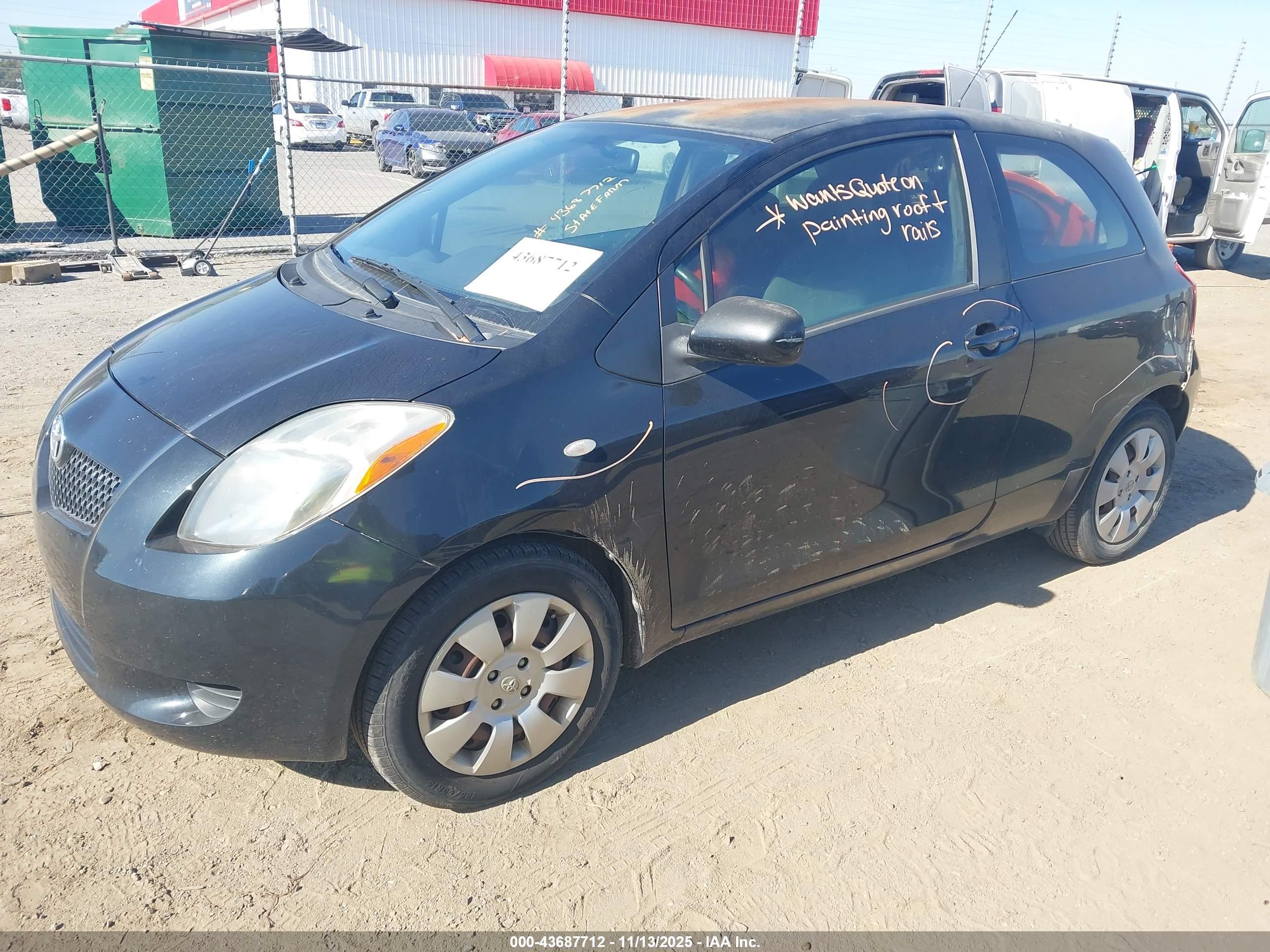 TOYOTA YARIS image 2