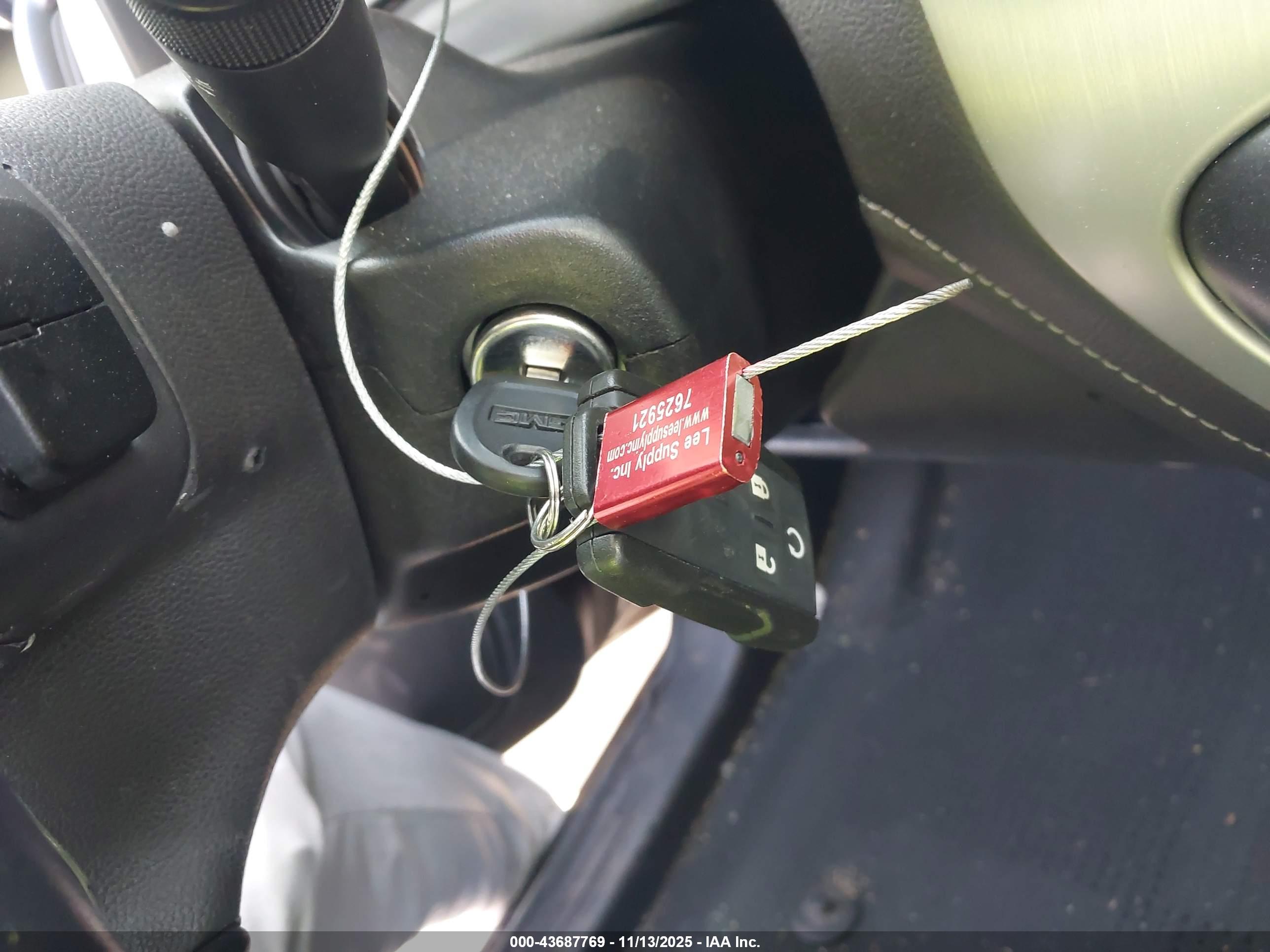GMC CANYON image 11