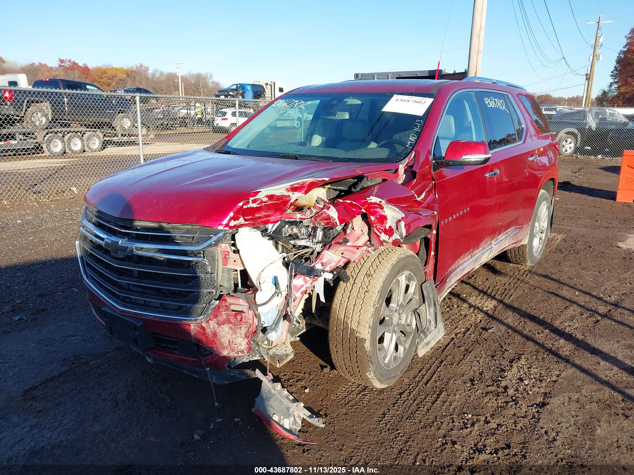 CHEVROLET TRAVERSE image 6