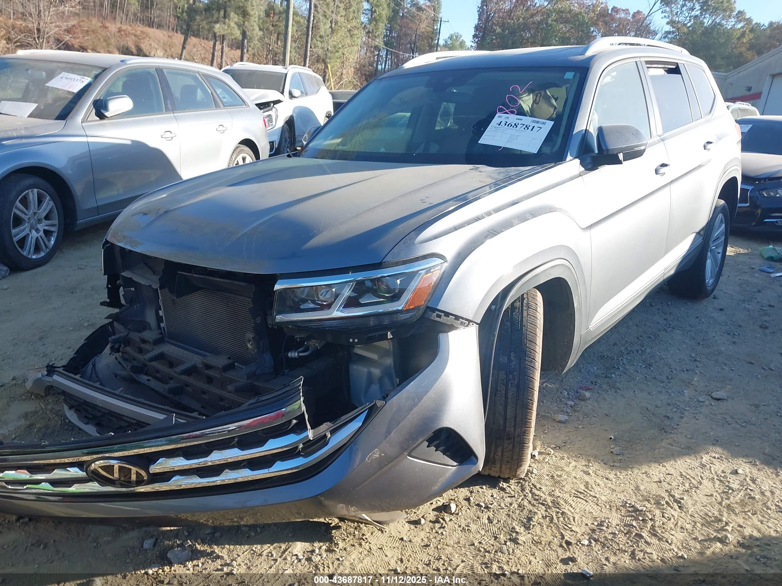 VOLKSWAGEN ATLAS image 2