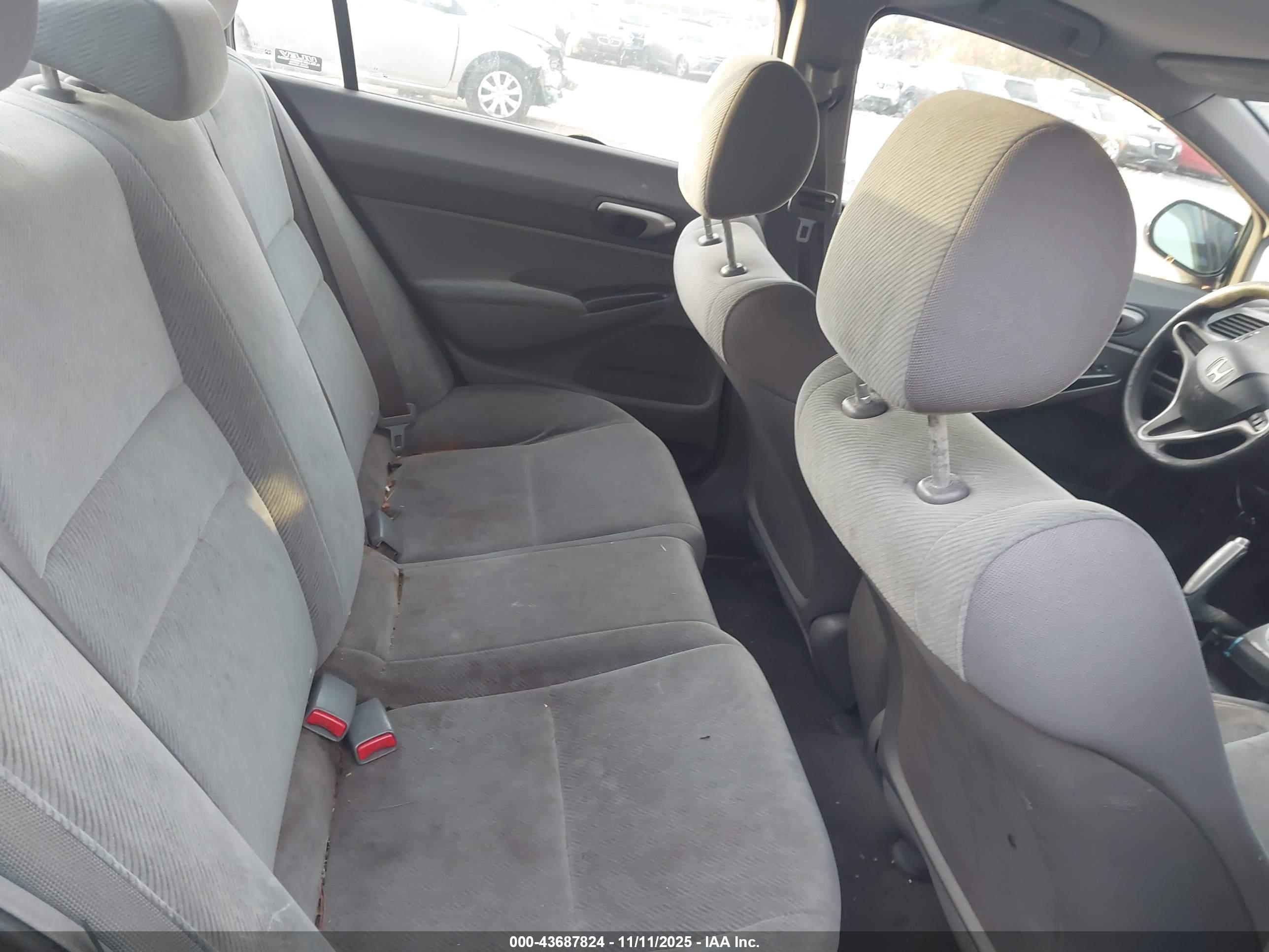 HONDA CIVIC image 8