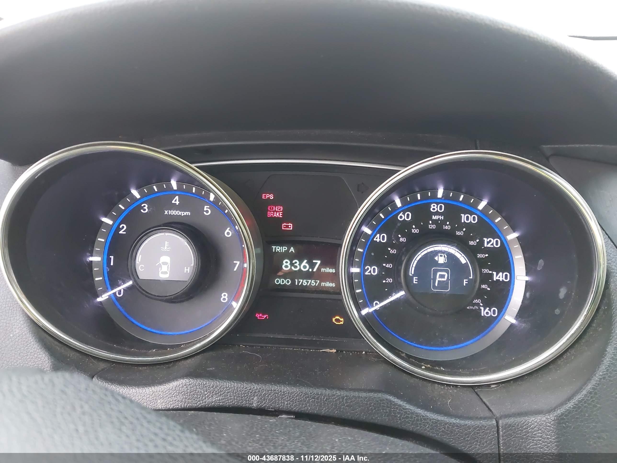 HYUNDAI SONATA image 7
