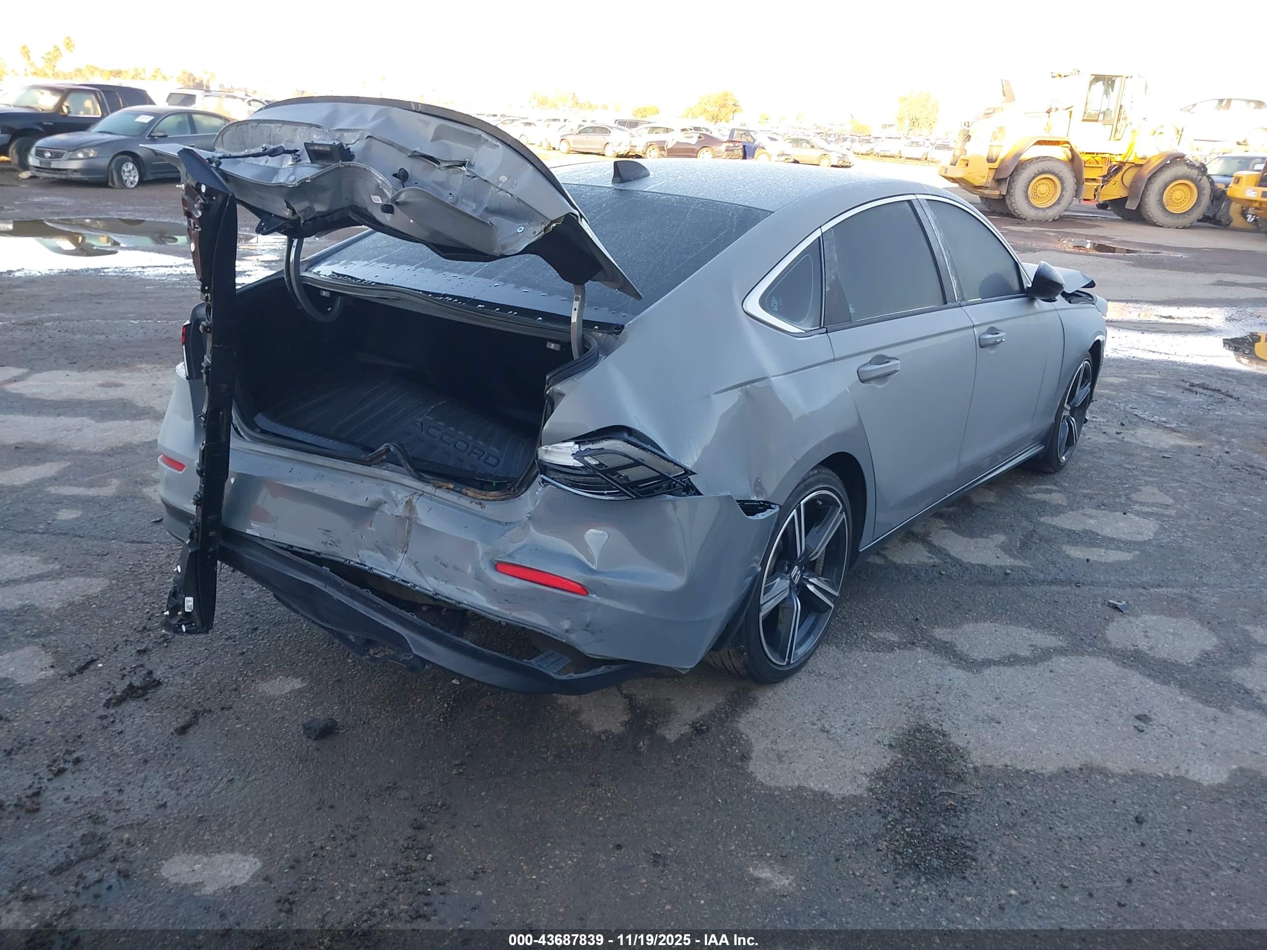HONDA ACCORD image 4
