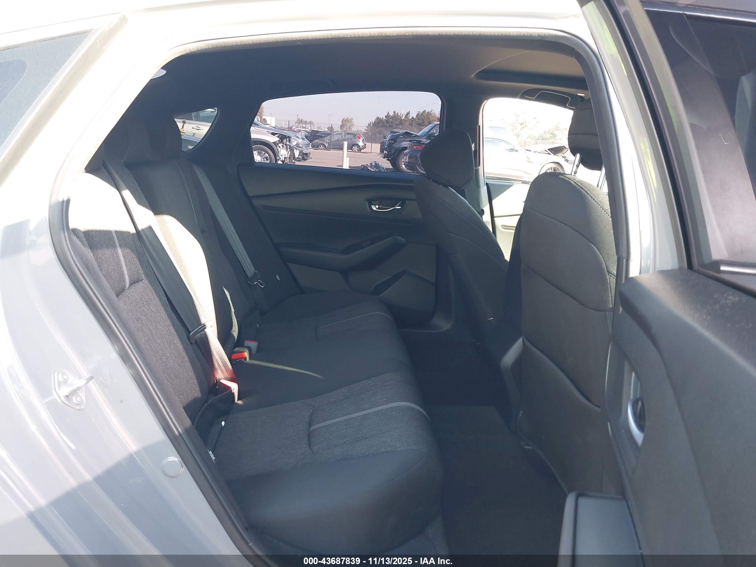 HONDA ACCORD image 8