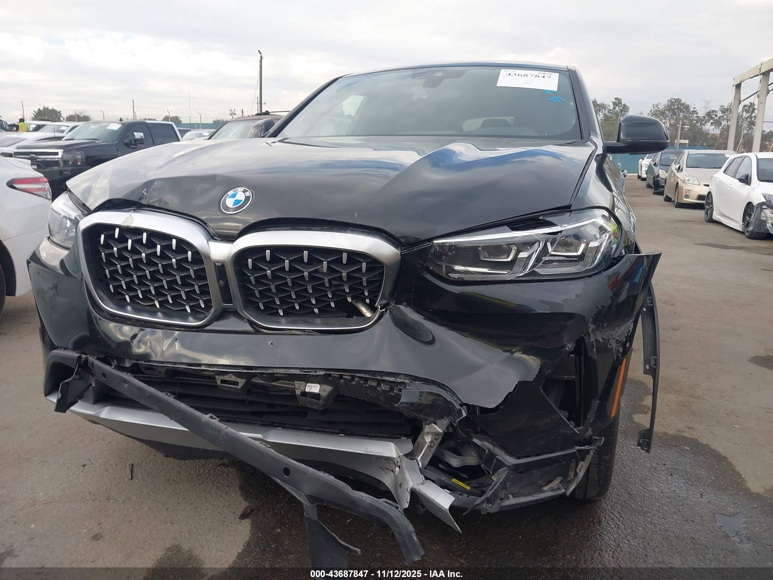 BMW X4 image 6