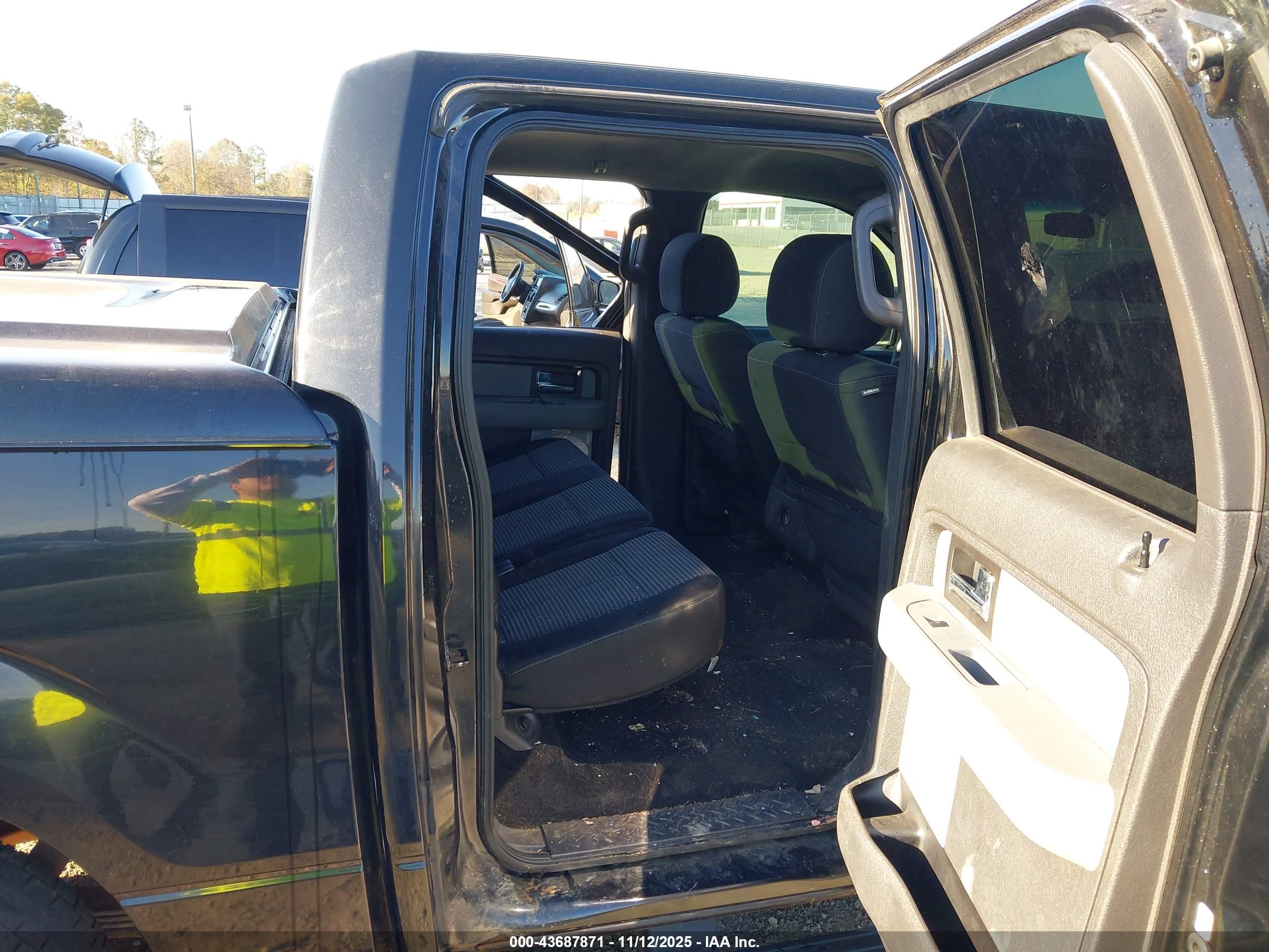 FORD F-150 image 8
