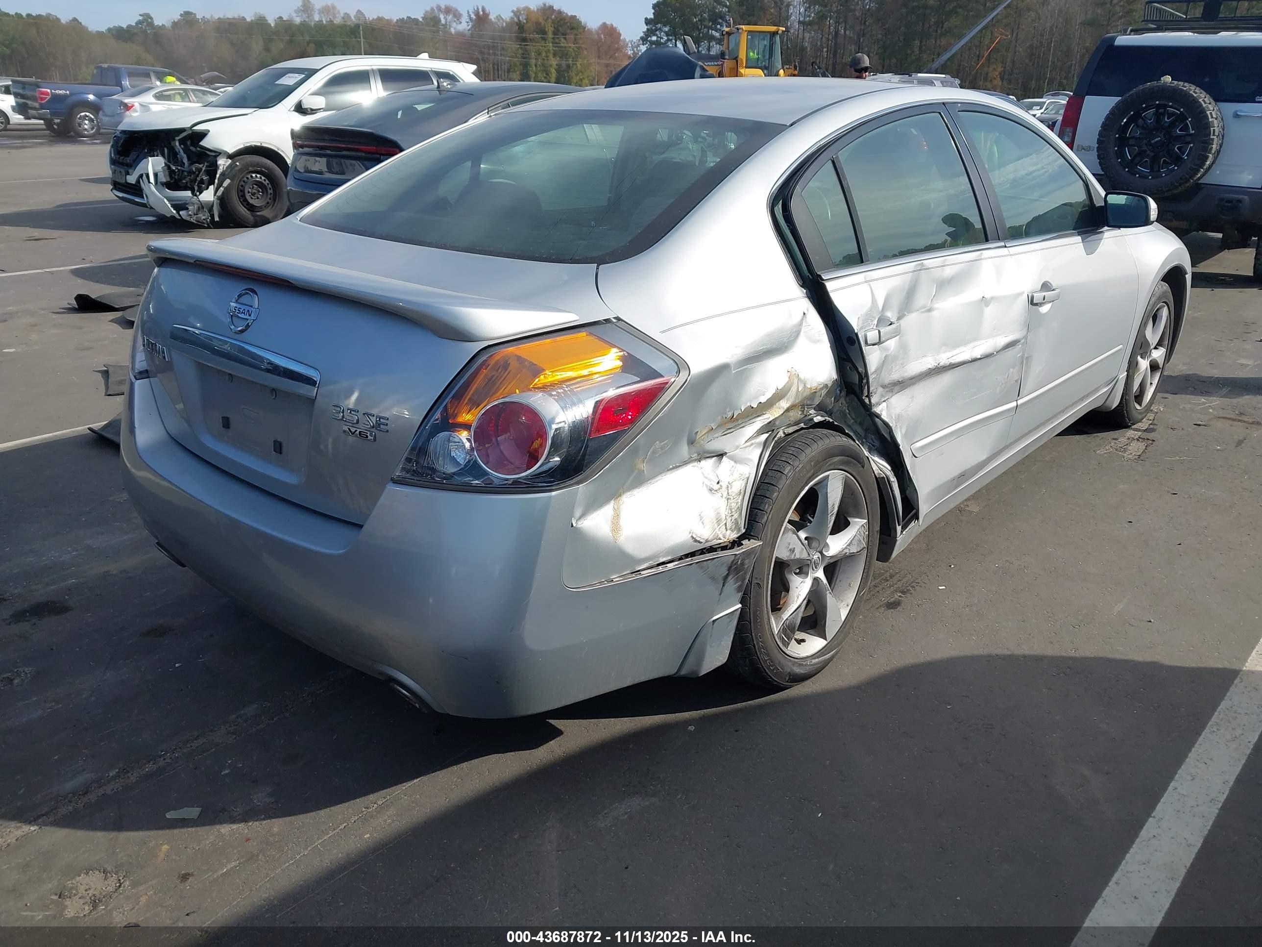NISSAN ALTIMA image 4