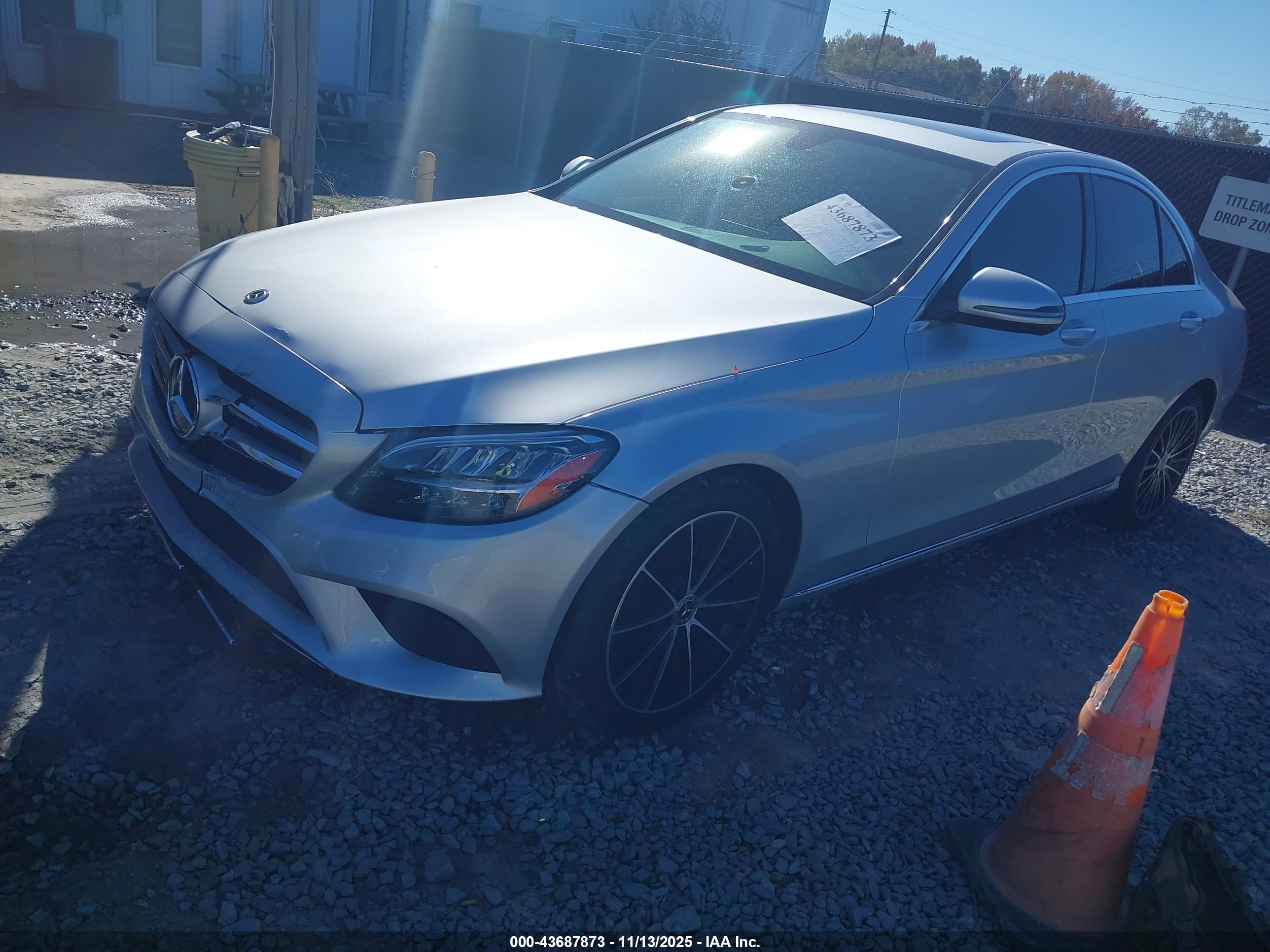 MERCEDES-BENZ C image 2
