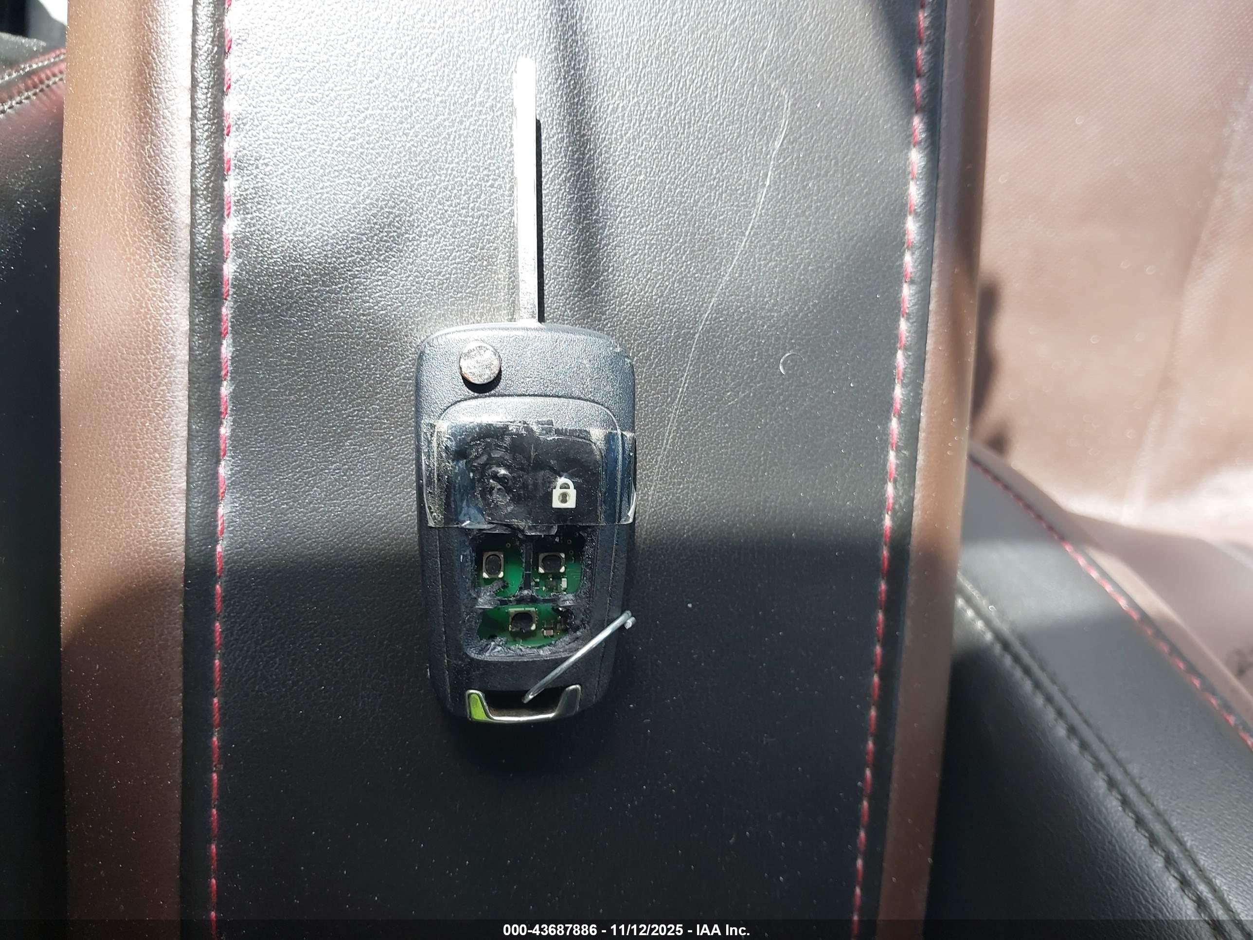 GMC TERRAIN image 11