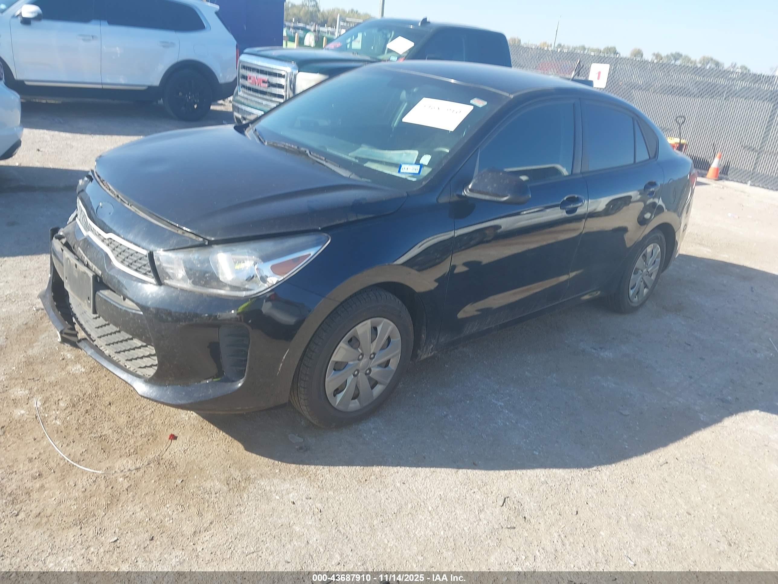 KIA RIO image 2