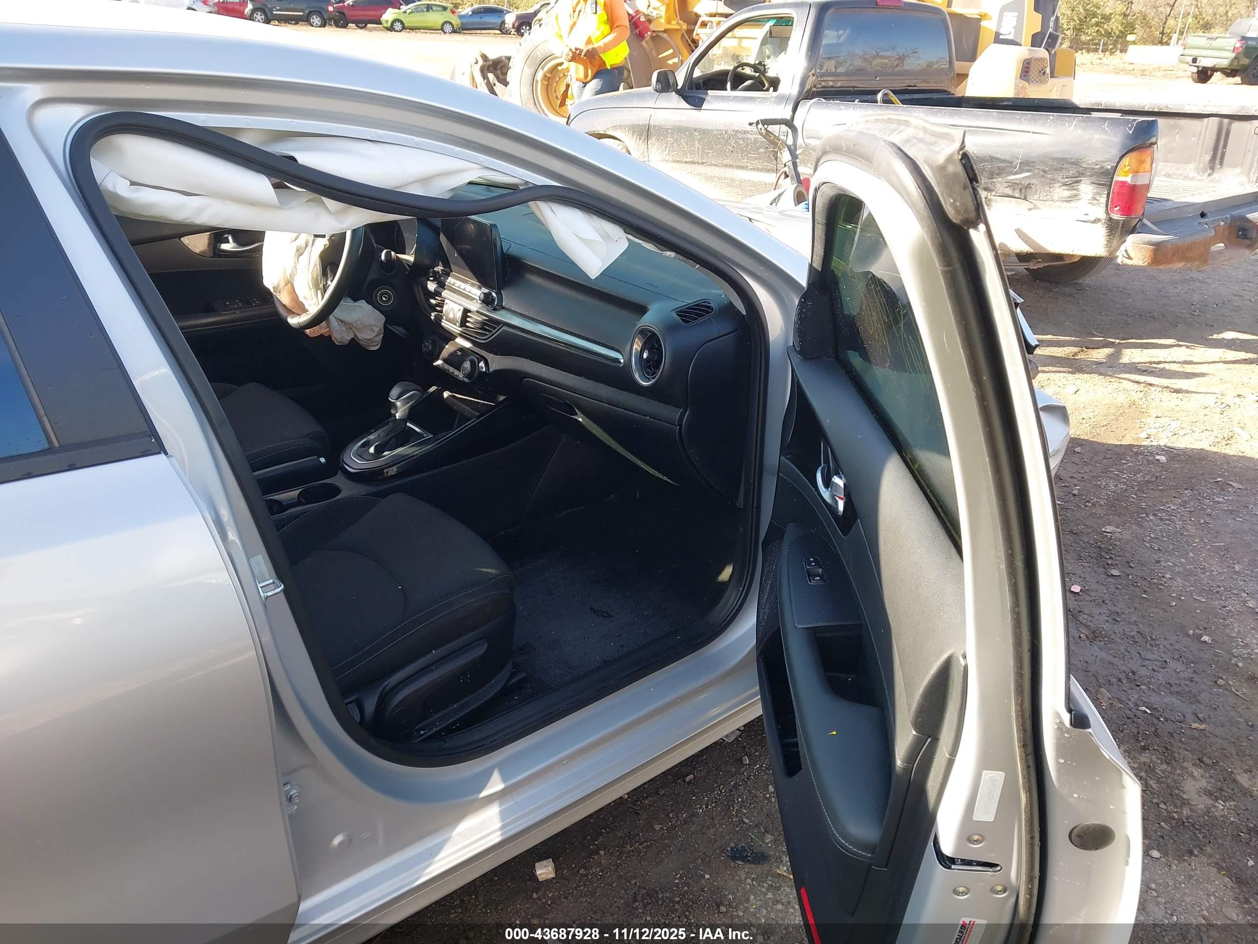KIA FORTE image 5
