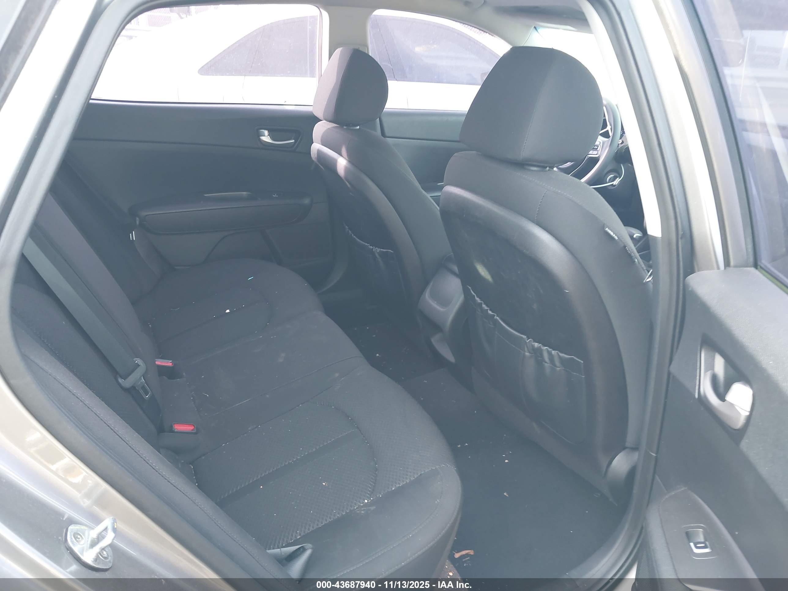 KIA OPTIMA image 8