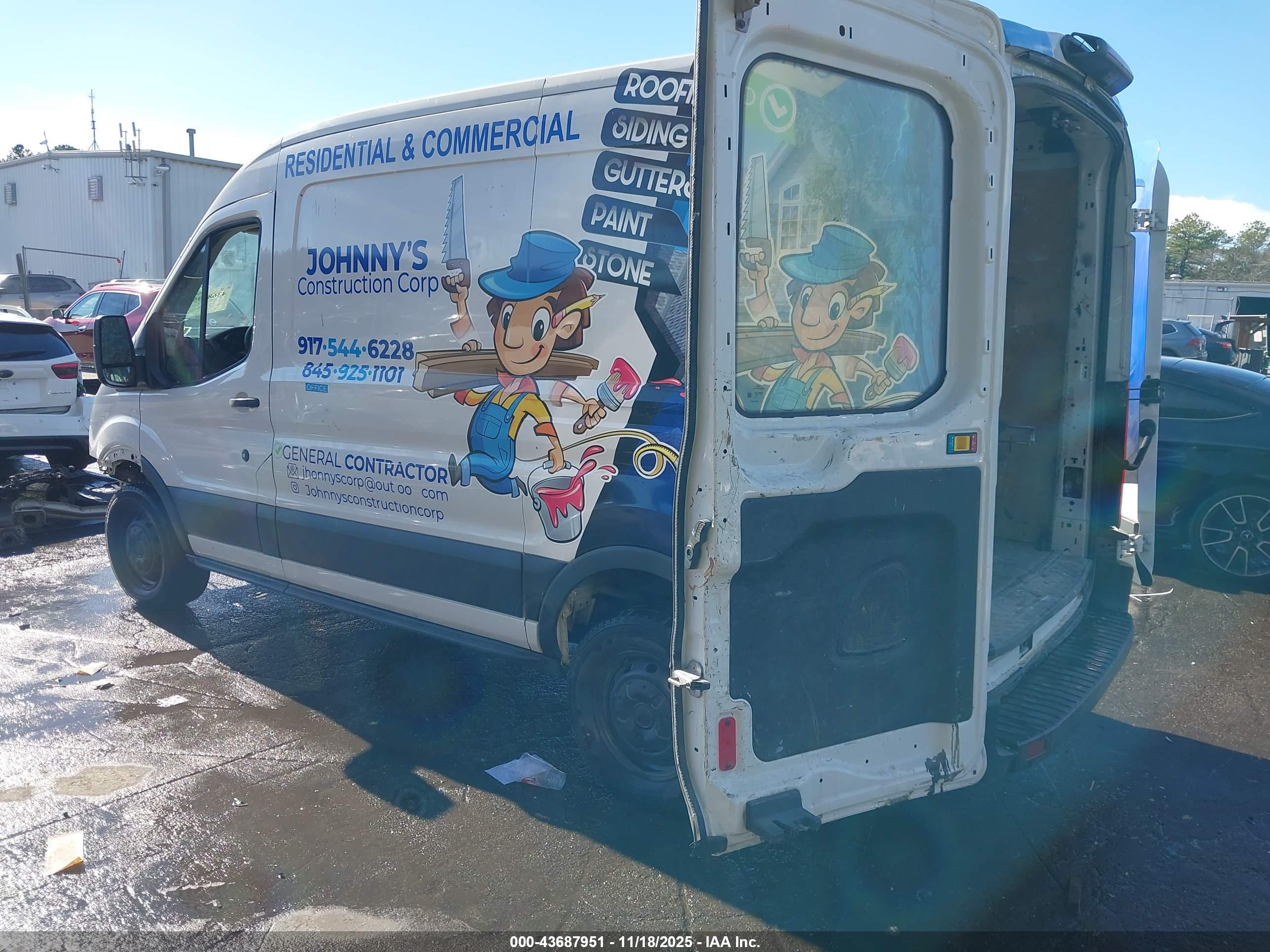 FORD TRANSIT-250 image 3