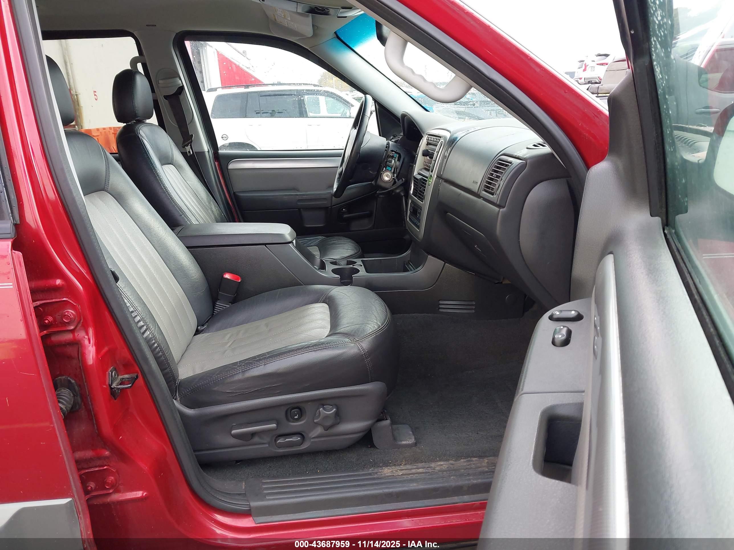 MERCURY MOUNTAINEER image 5