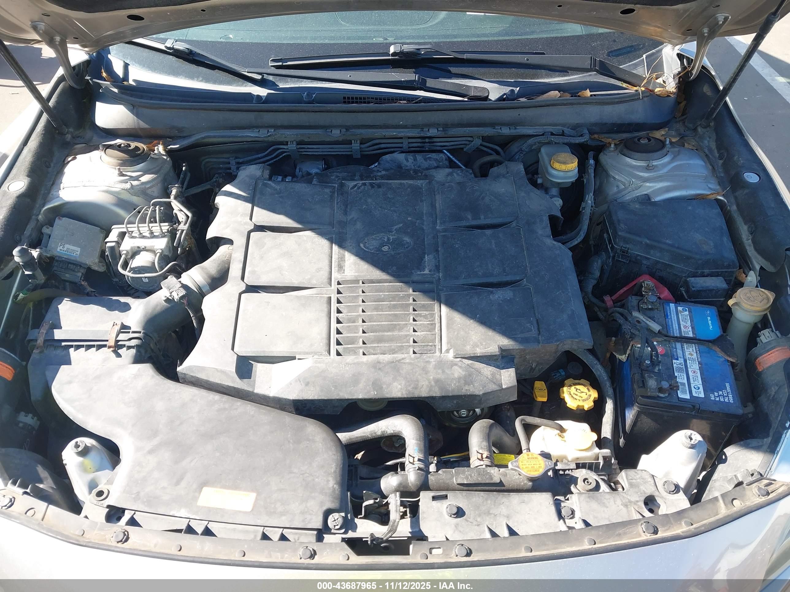 SUBARU LEGACY image 10
