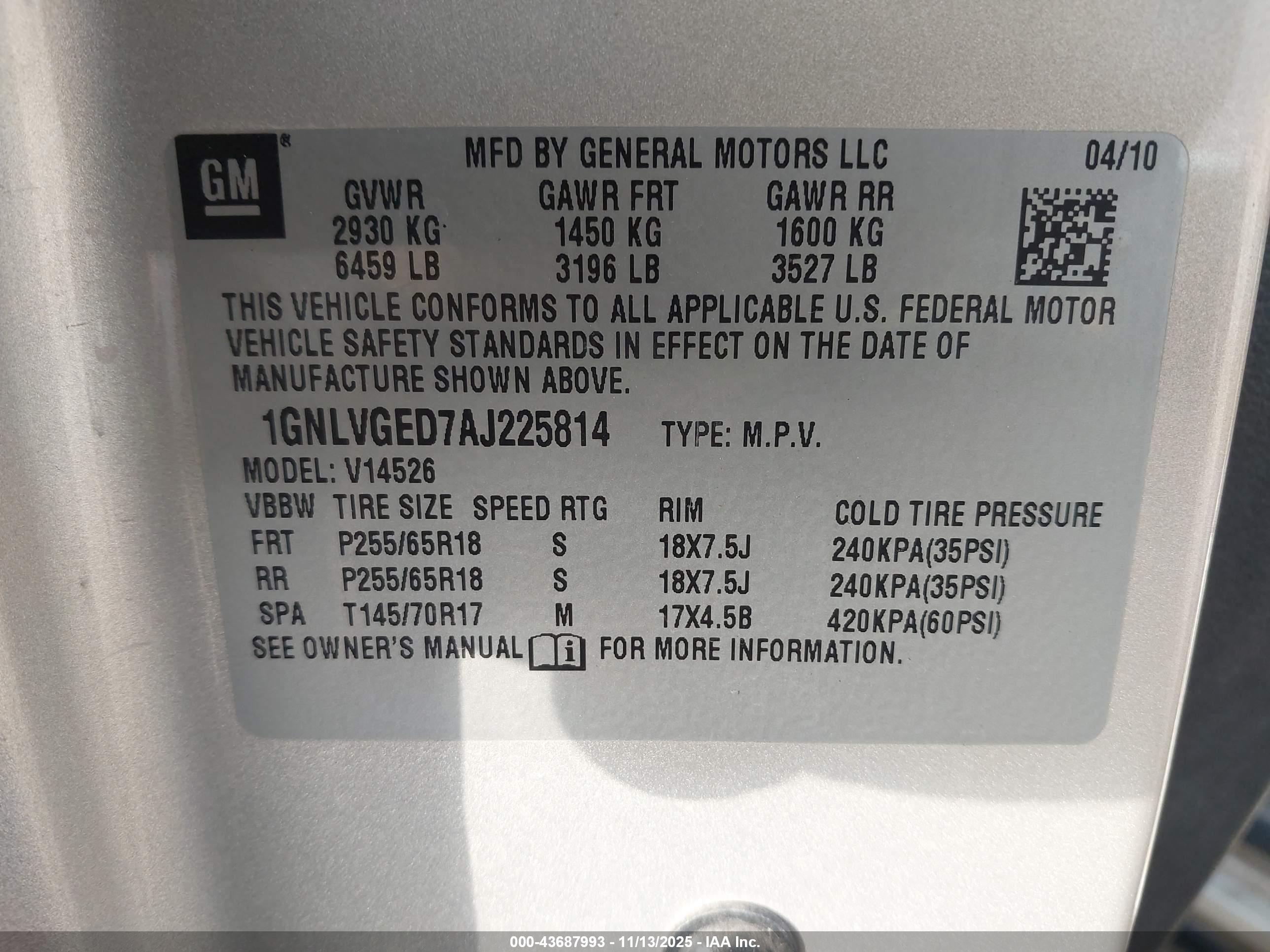 CHEVROLET TRAVERSE image 9