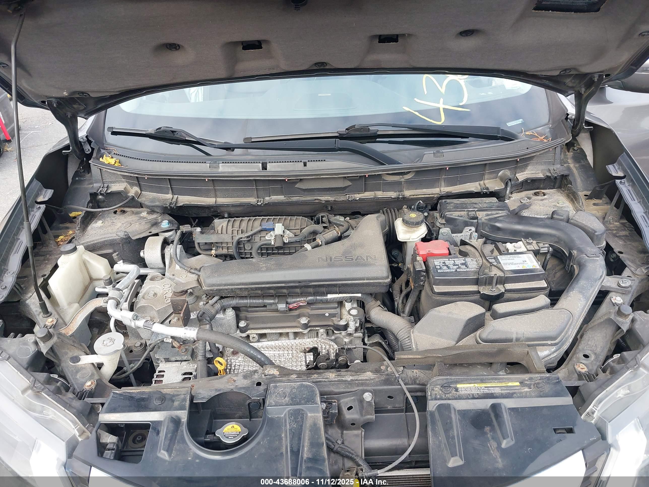 NISSAN ROGUE image 10
