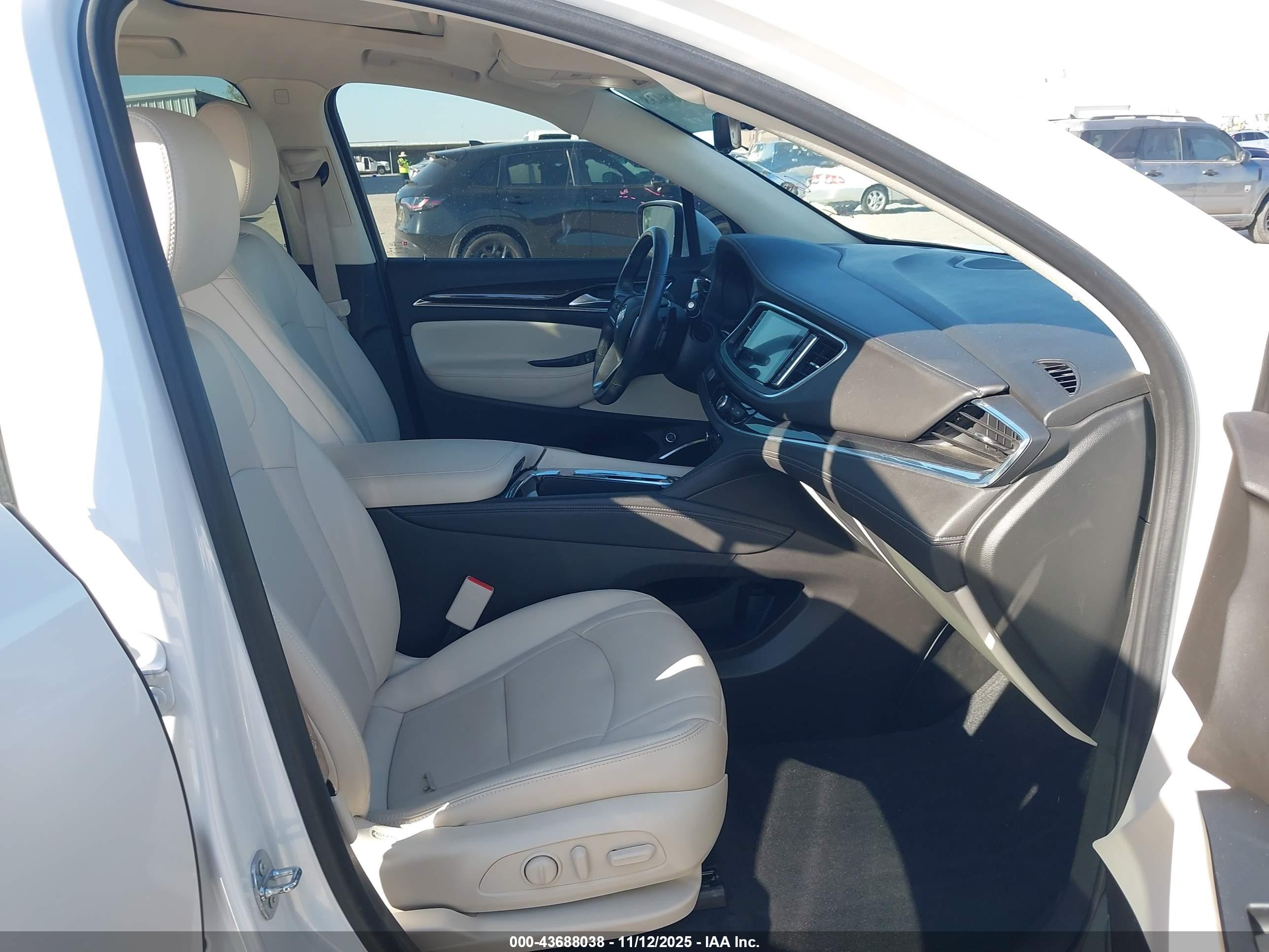 BUICK ENCLAVE image 5