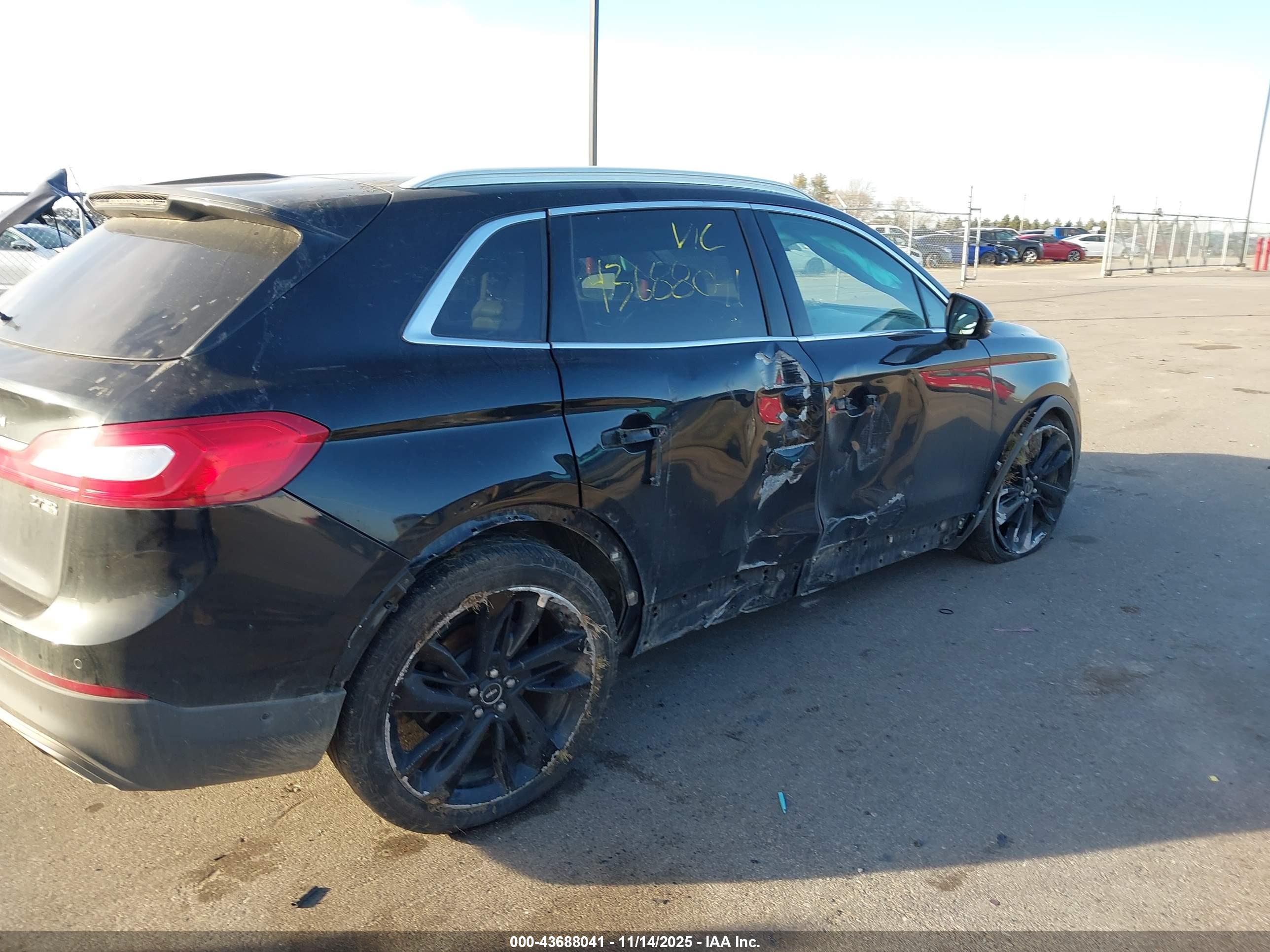 LINCOLN MKX image 6