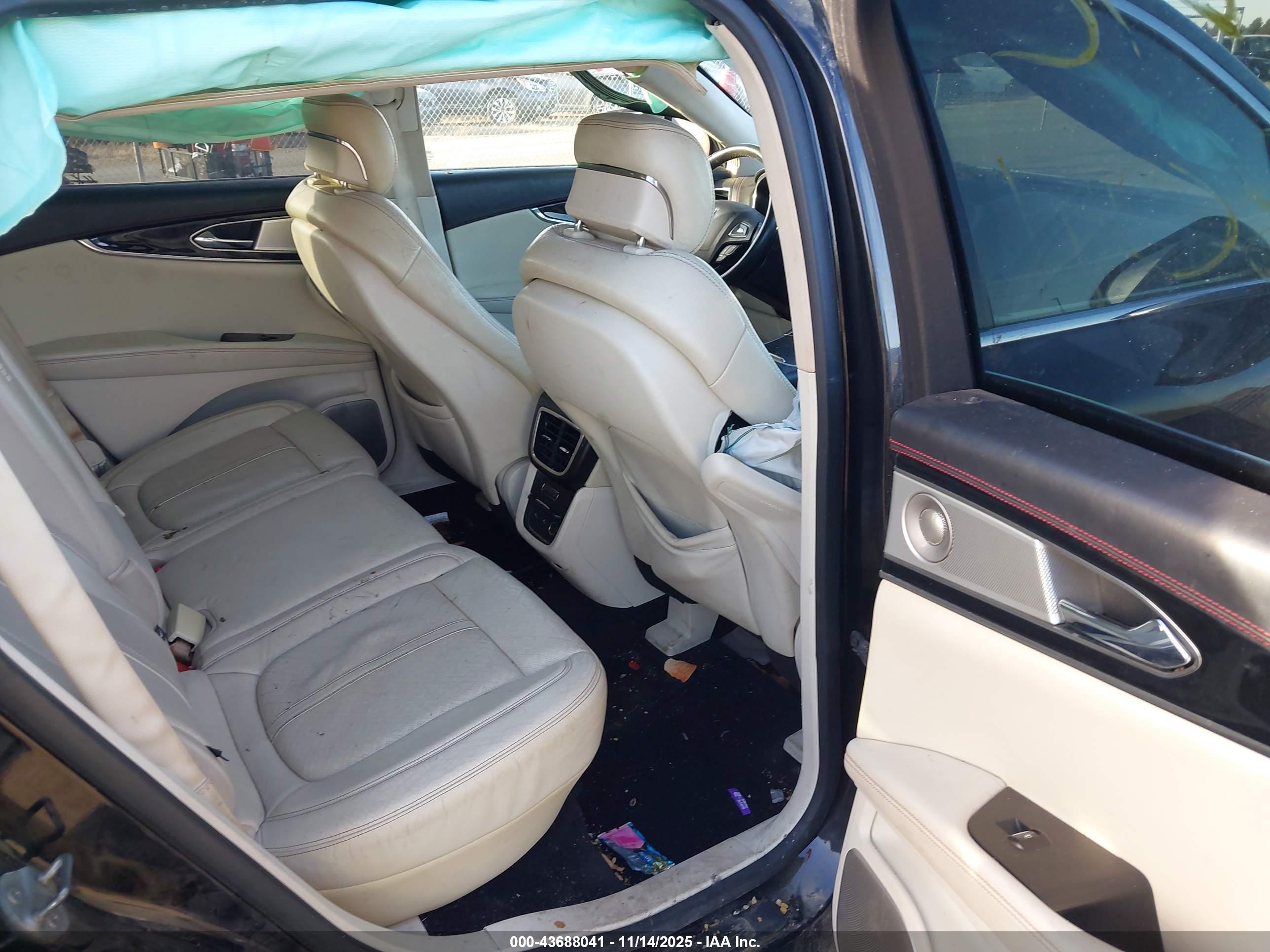 LINCOLN MKX image 8