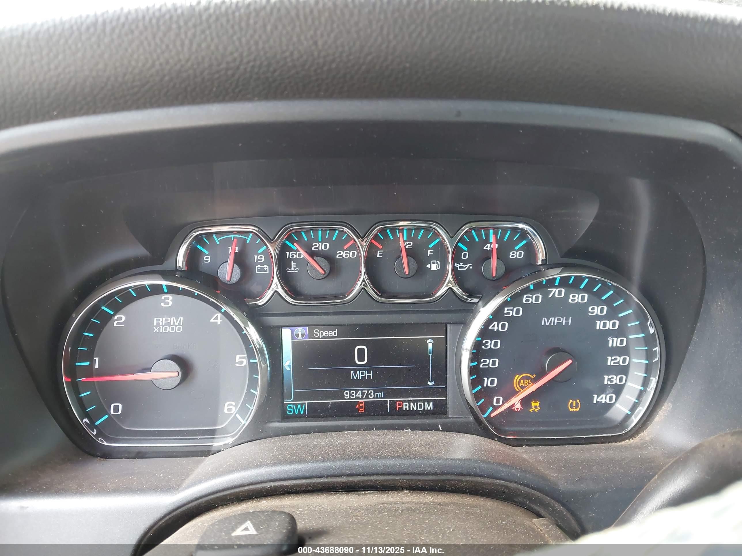 CHEVROLET SILVERADO image 7